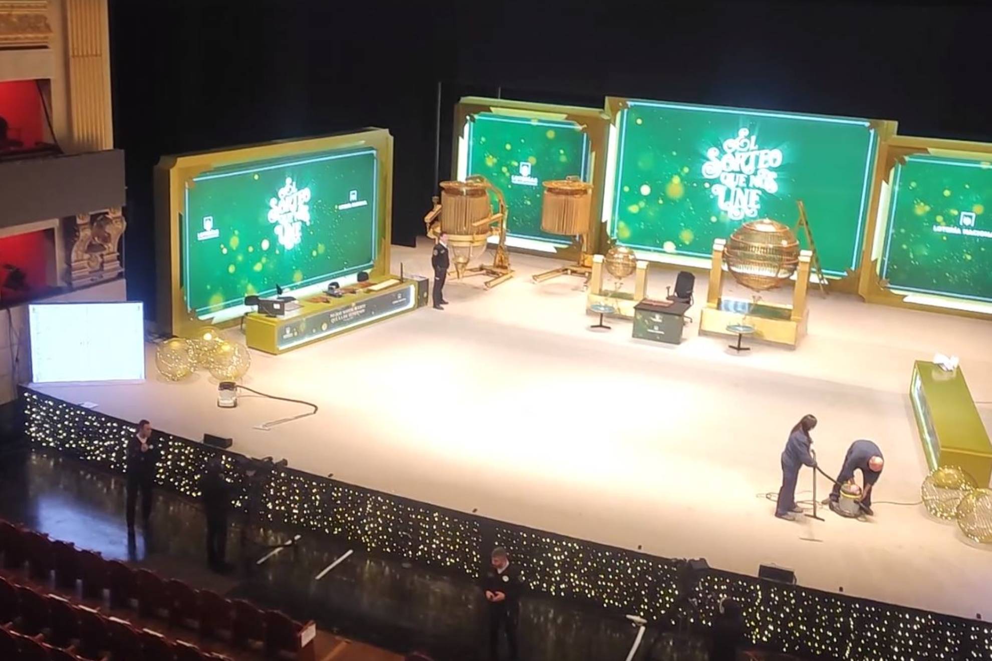 El Teatro Real minutos previos al Sorteo de la Lotera de Navidad