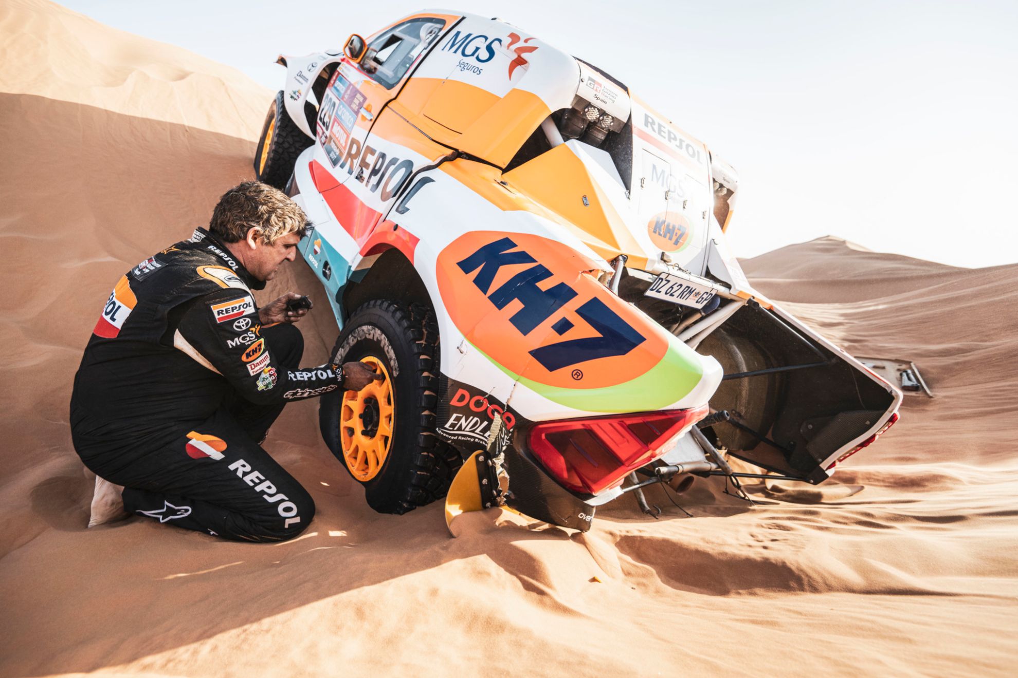 Isidre Esteve compite en igualdad de condiciones con el resto en el Dakar, pese a su discapacidad.
