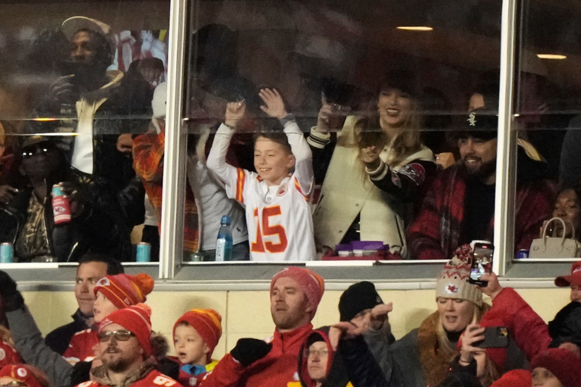 Taylor Swift at the Arrowhead Stadiums boxes for the Chiefs-Bengals game.