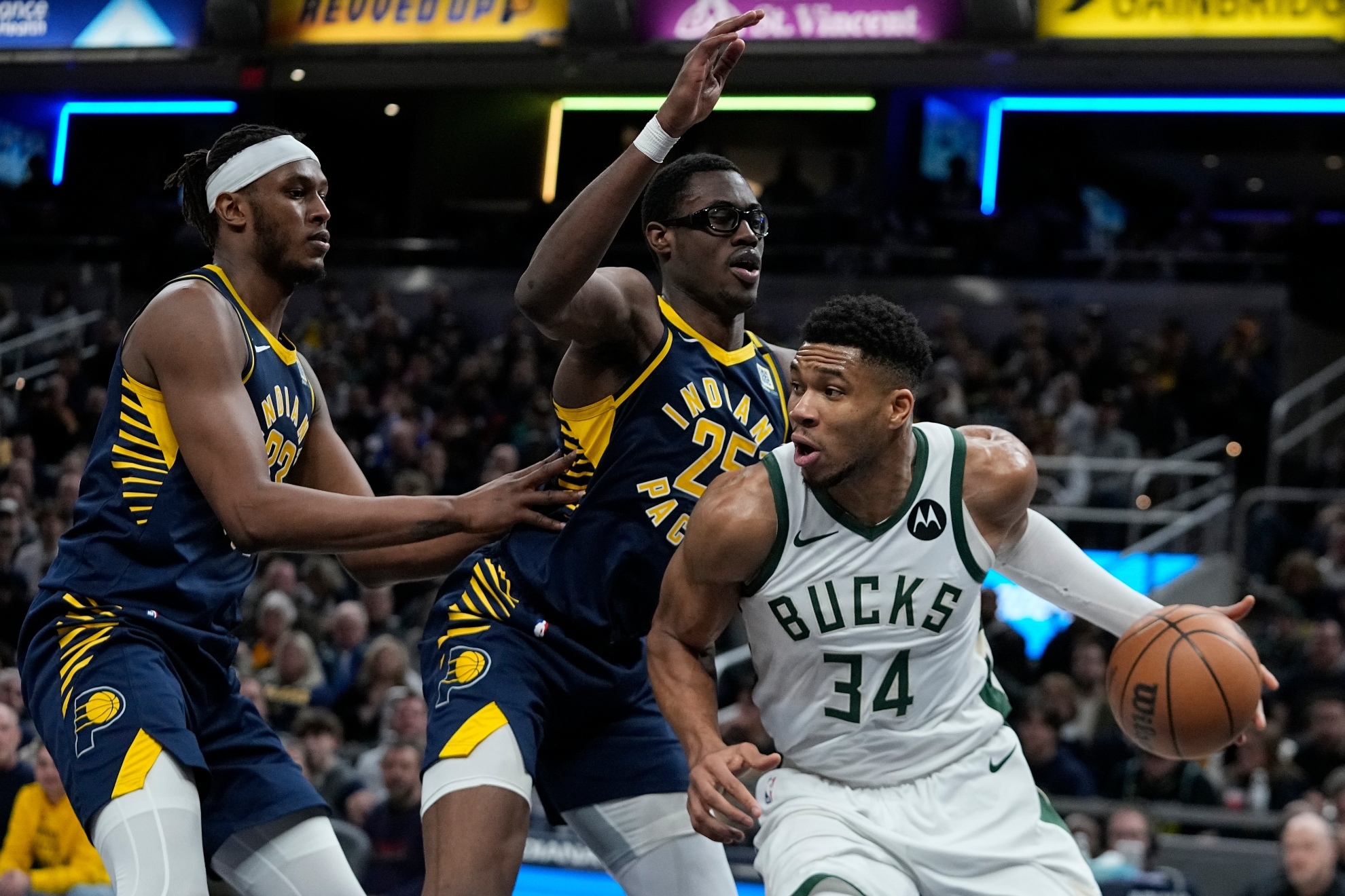 Giannis playing against the Pacers