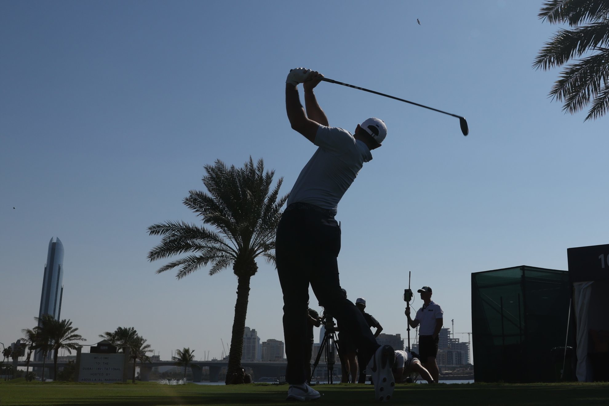 Rory McIlroy, durante la segunda jornada del Dubai International / Efe