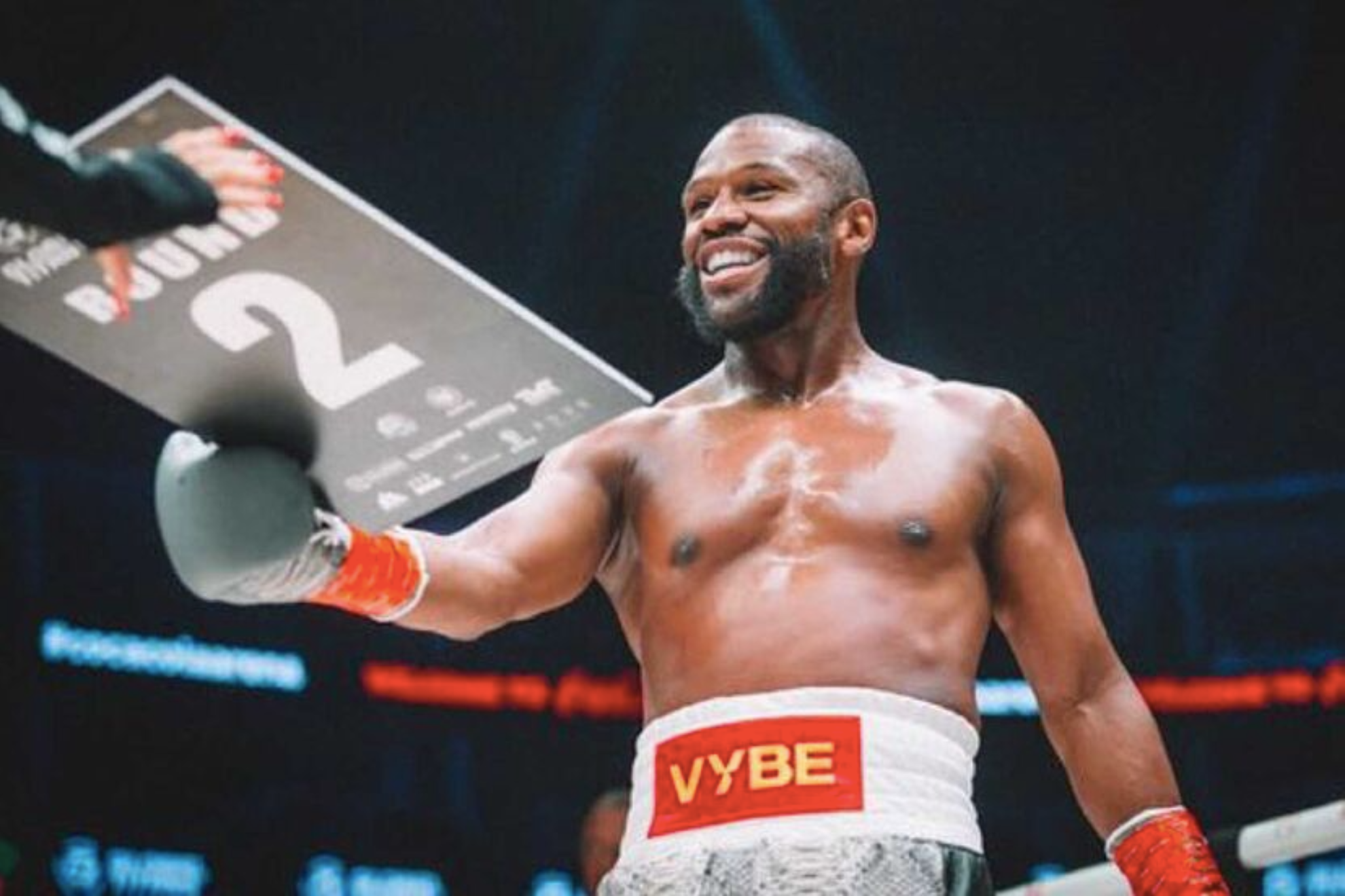 Jeff Mayweather defends his nephew, Floyds physical condition