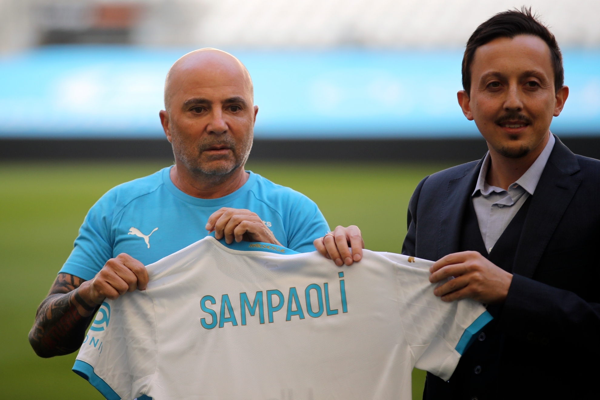 Jorge Sampaoli, con Pablo Longoria en su presentacin.