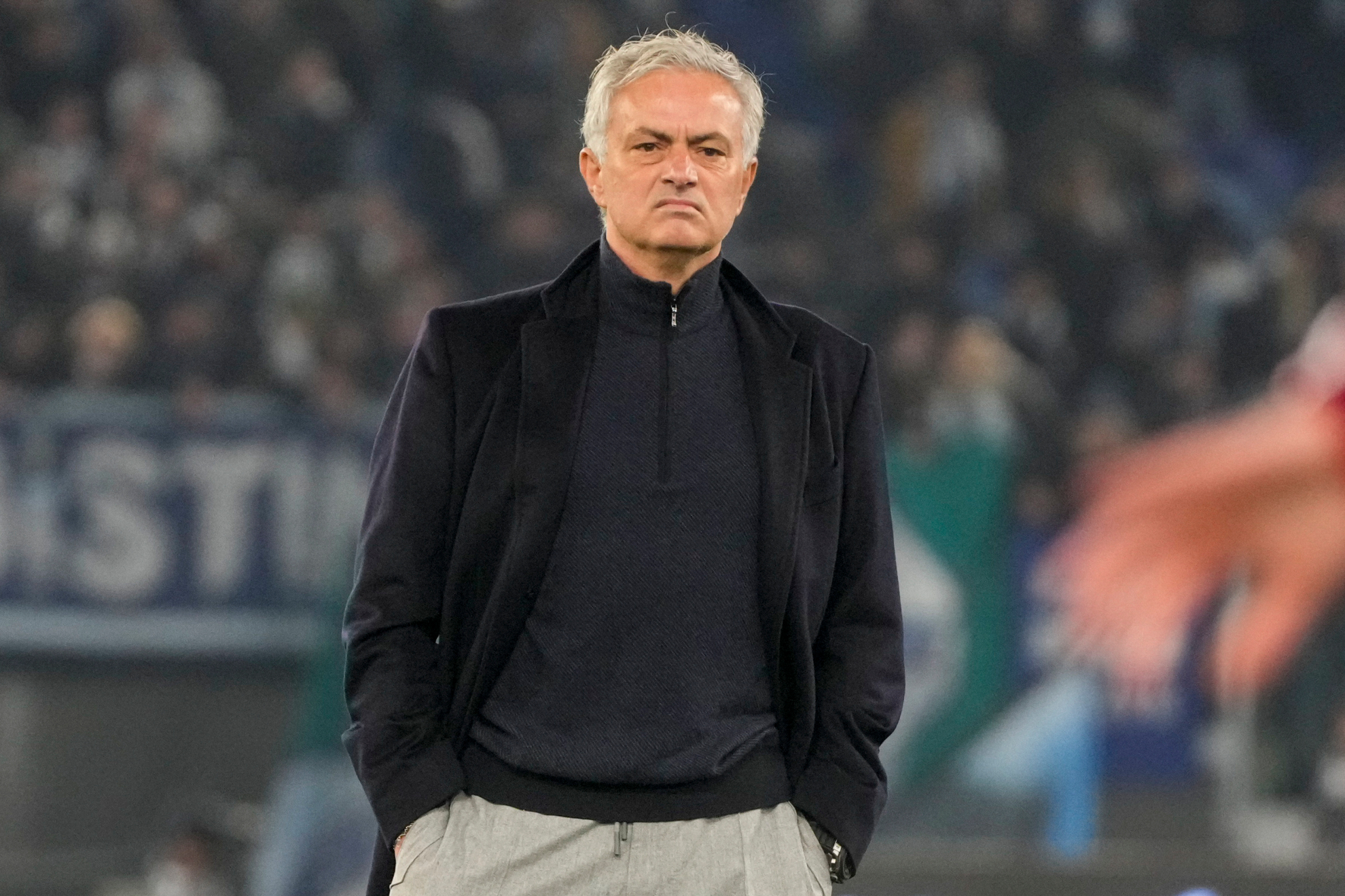 Mourinho, en un partido con la Roma.