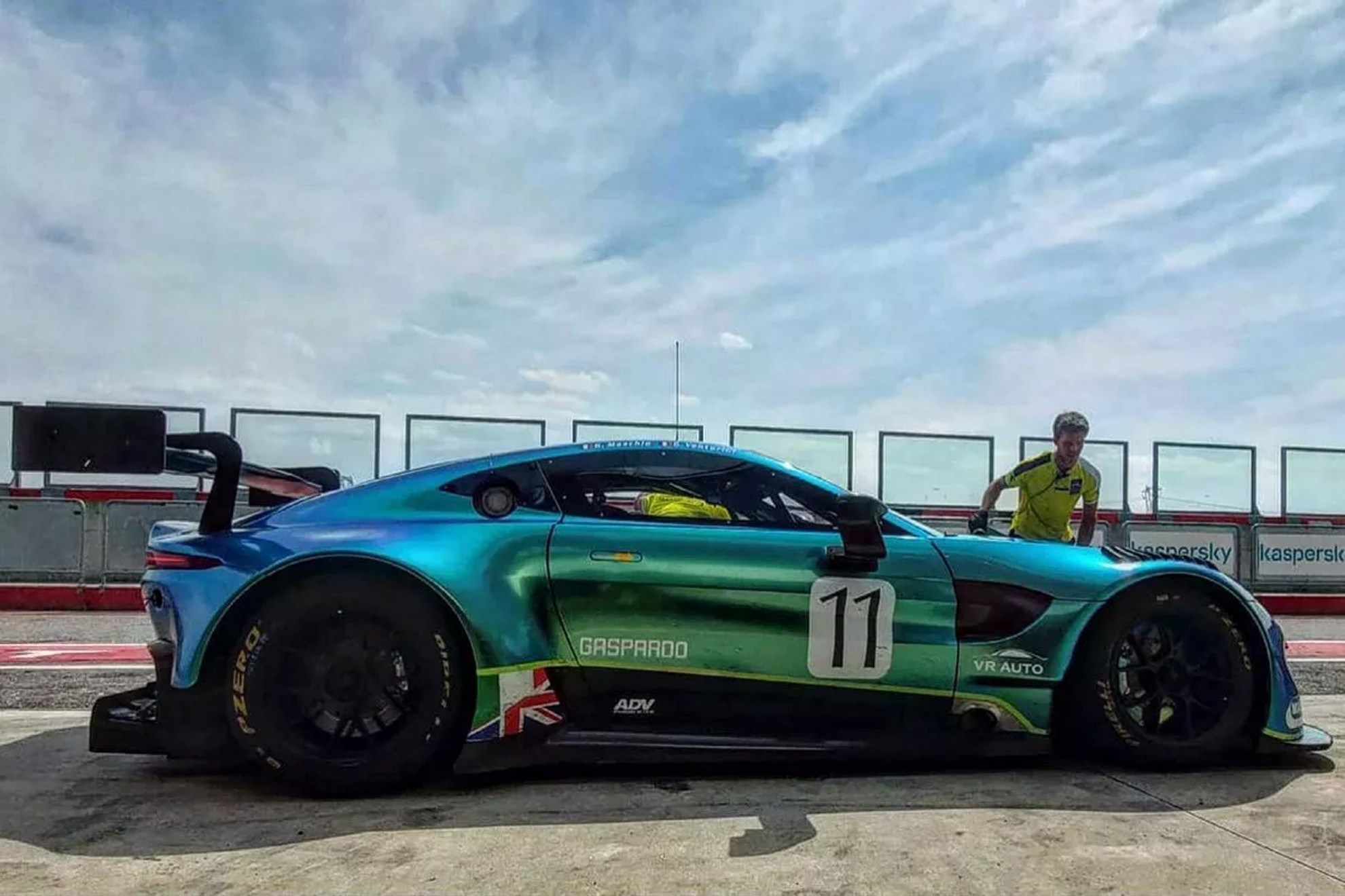 El GT3 de Aston Martin, en plena sesión de test (AM)
