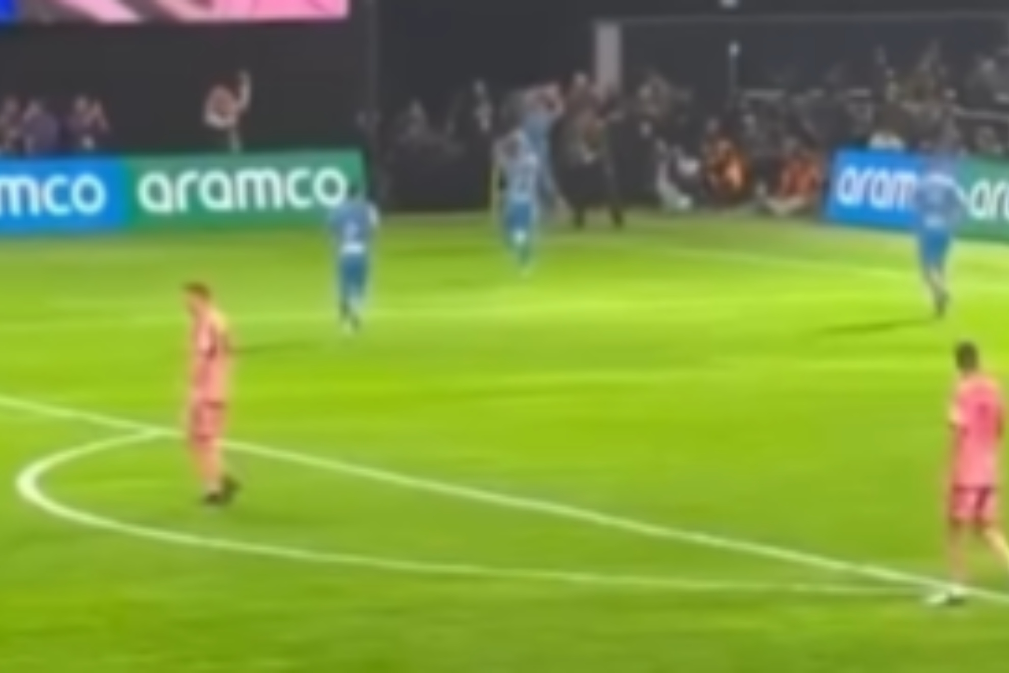 Al Hilal player tries to taunt Messi with Ronaldo-style celebration, Leo didnt even notice