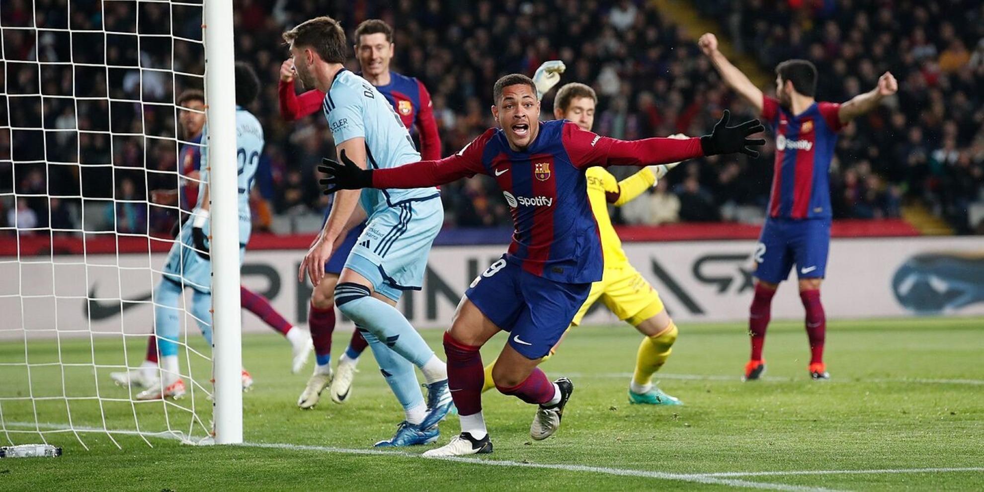Vitor Roque celebrates his first goal as a Barcelona player