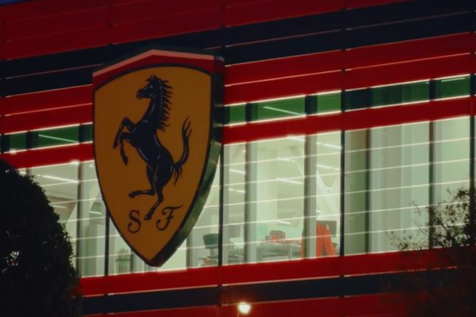 Así ruge el Ferrari SF-24 en Maranello