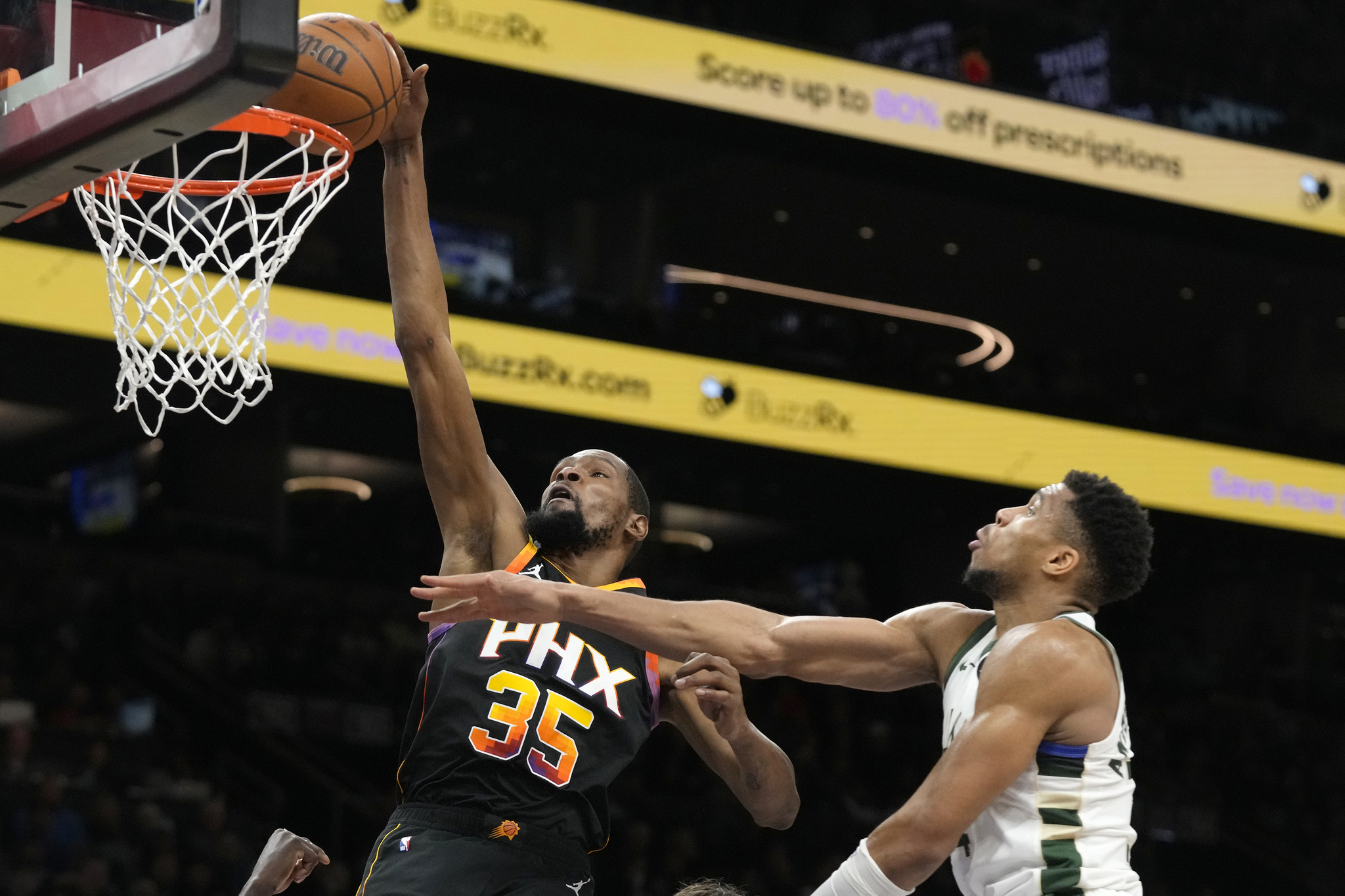 Durant flies past Giannis in Phoenixs on Tuesday nights win.