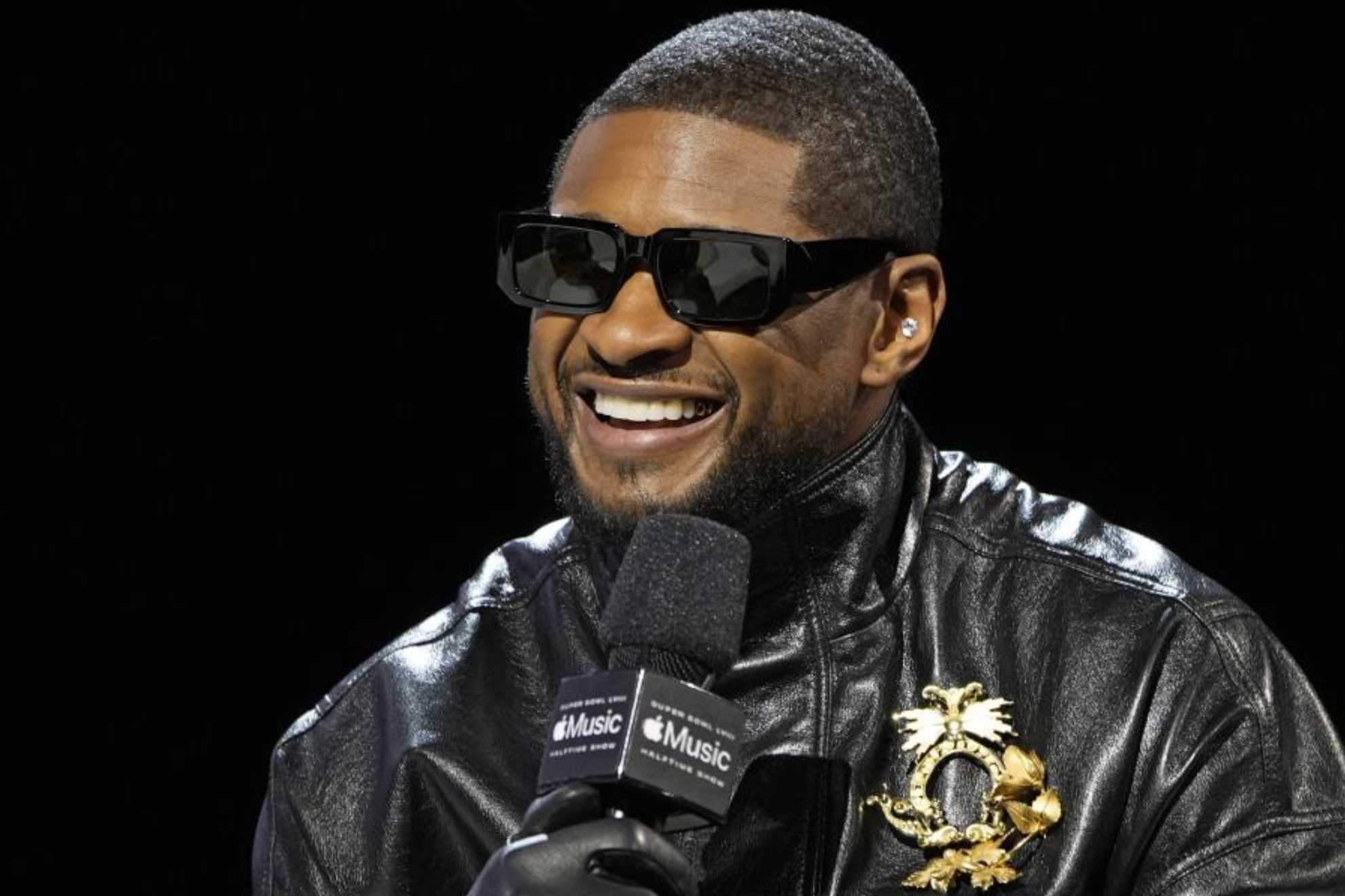 Usher promete invitados misteriosos y... patinar sobre ruedas? en el descanso de la Super Bowl