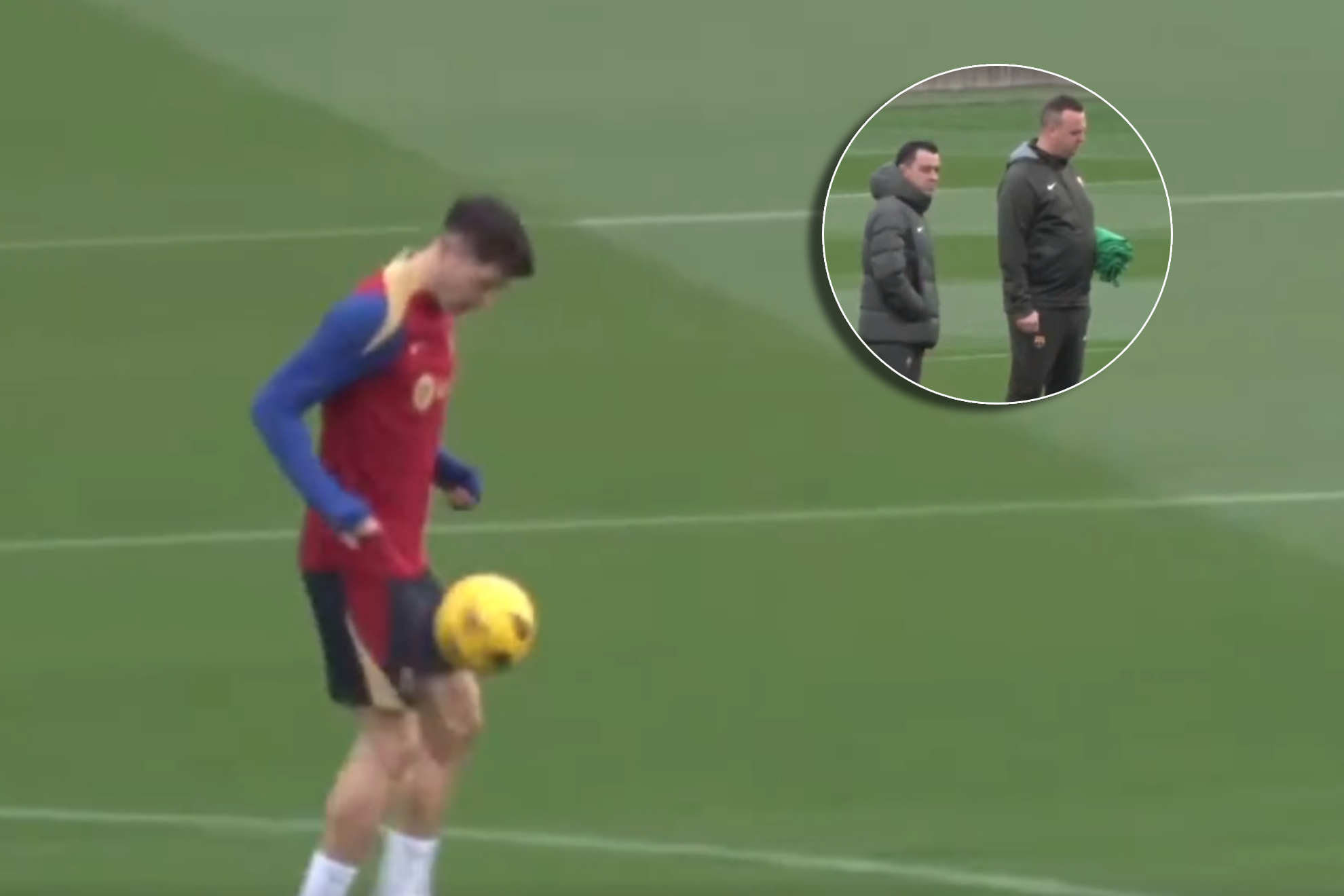 El gesto de implicación de Lewandowski en el entrenamiento: antes que el propio Xavi