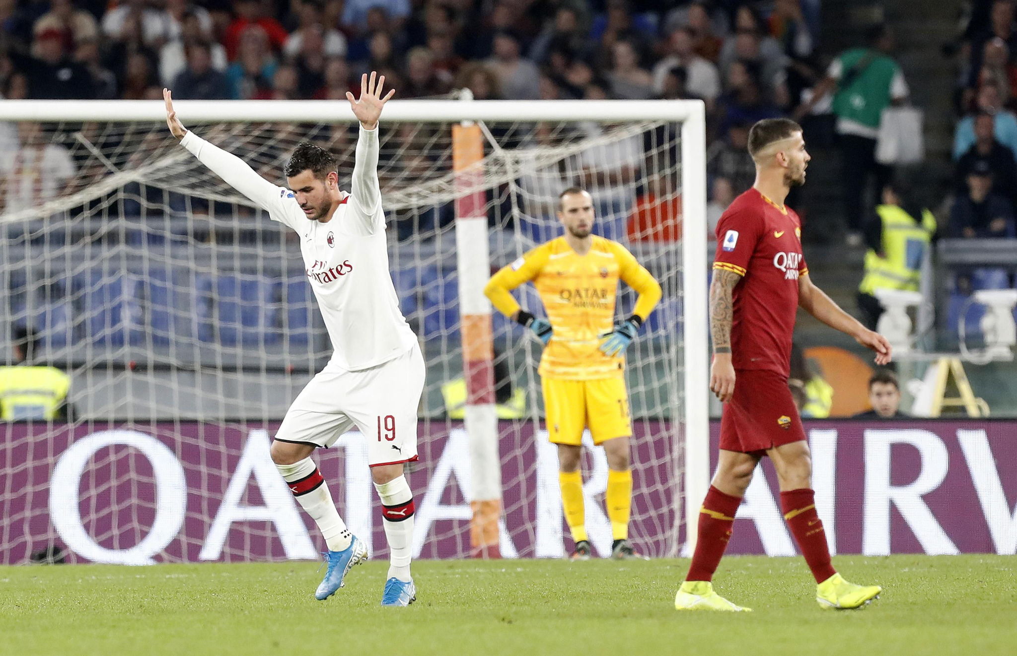 Theo celebra un gol ante la Roma en La Serie A