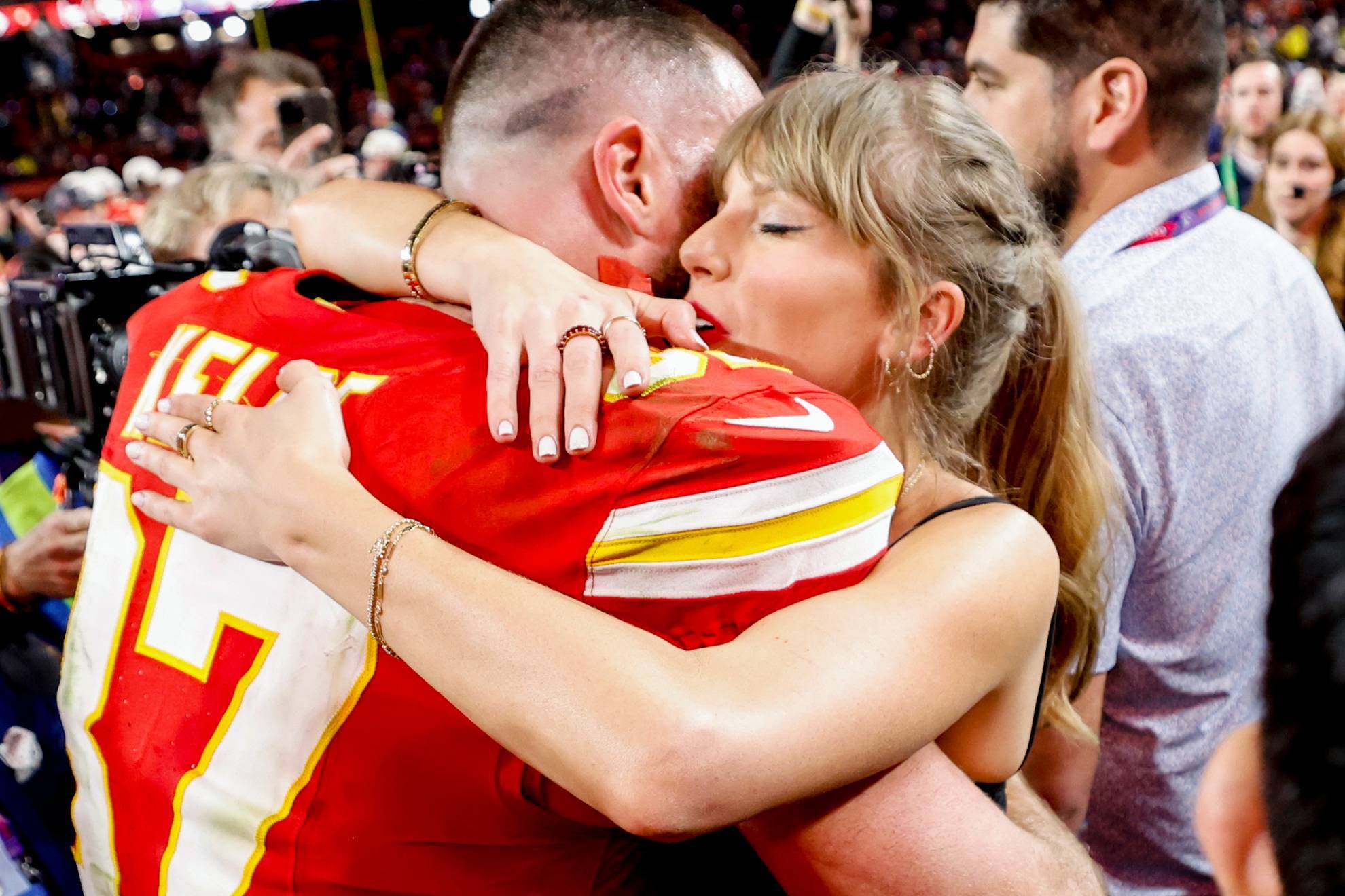 Filtran la palabras de amor de Taylor Swift a Travis Kelce tras ganar la Super Bowl