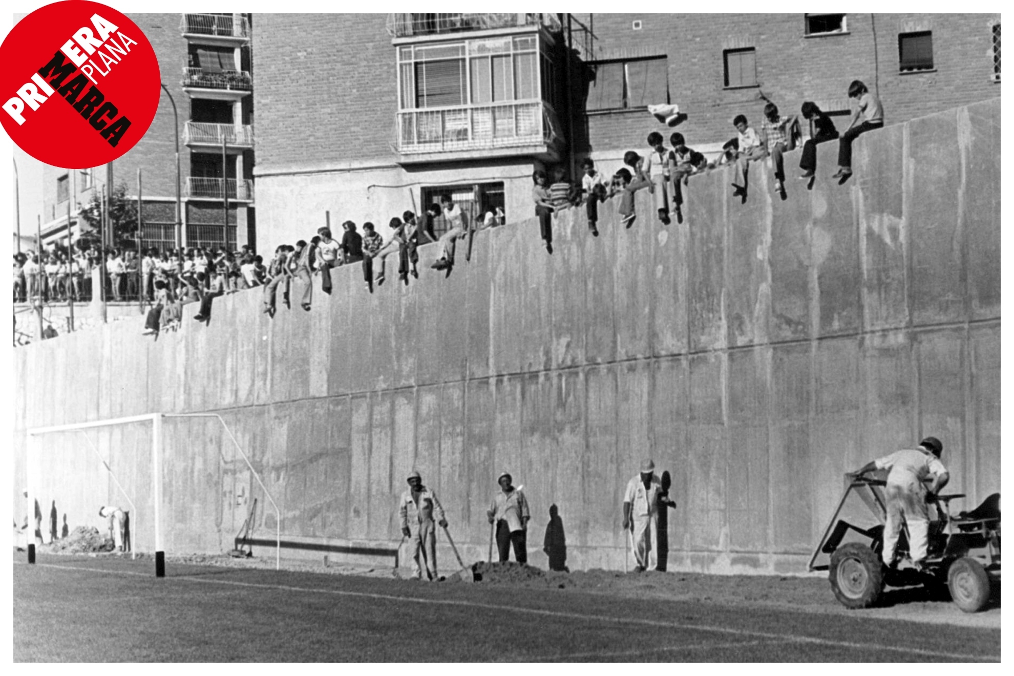 El muro de Vallecas: Esa pared es parte del Rayo y de nosotros