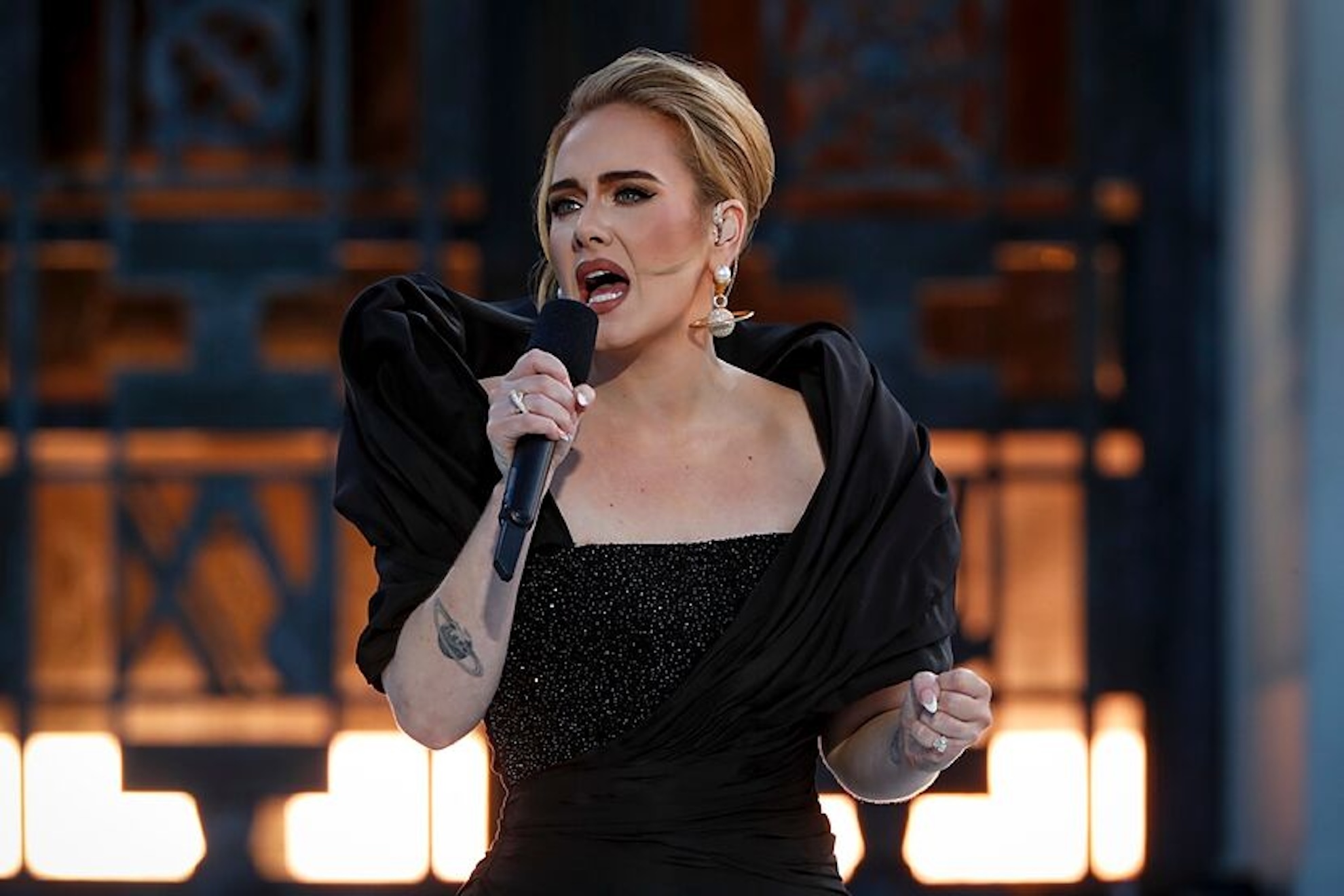 Adele reveals story behind infamous NBA meme and responds to lip filler rumors