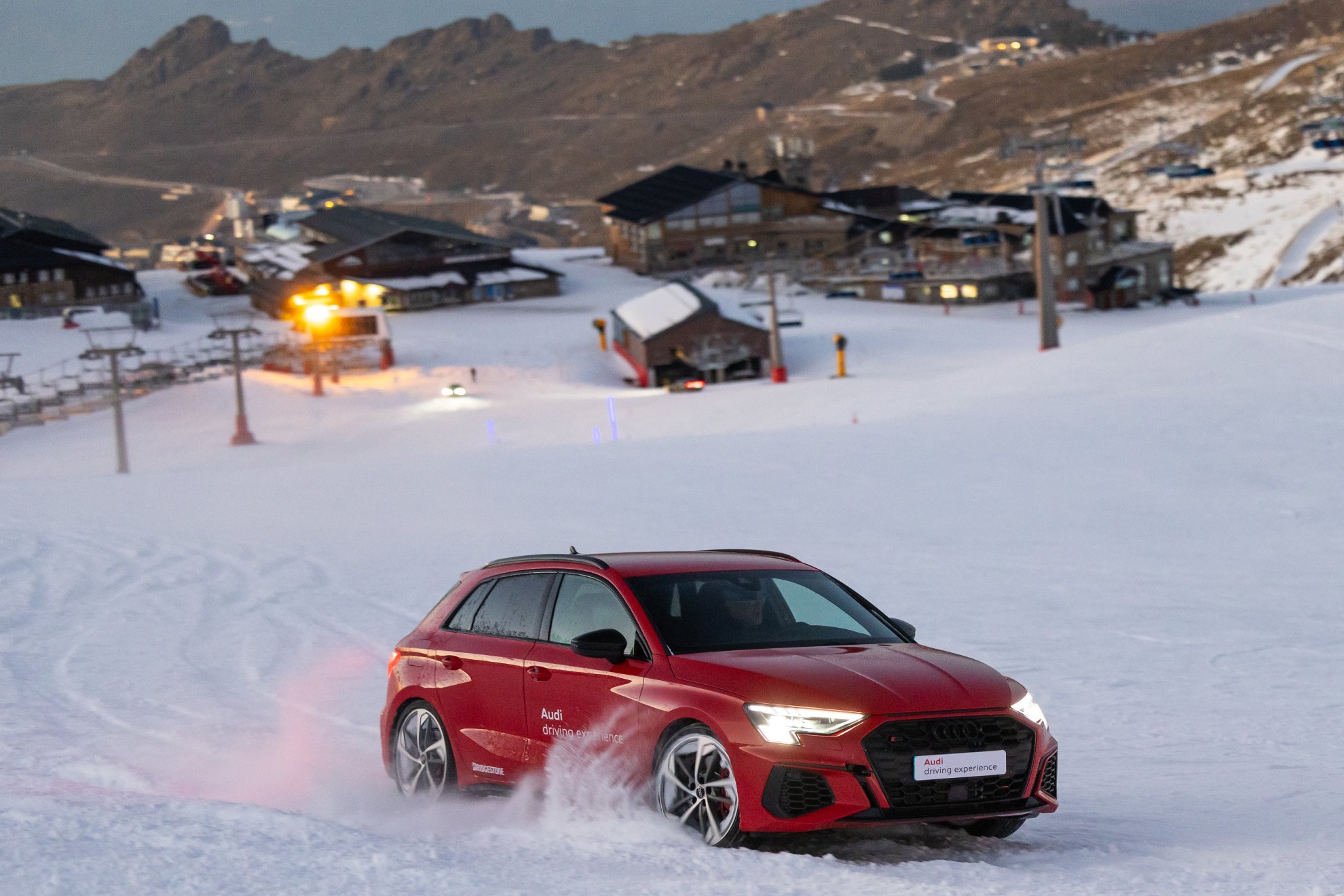 Audi Night Winter Experience: el subidón de hartarte a derrapar sobre la nieve