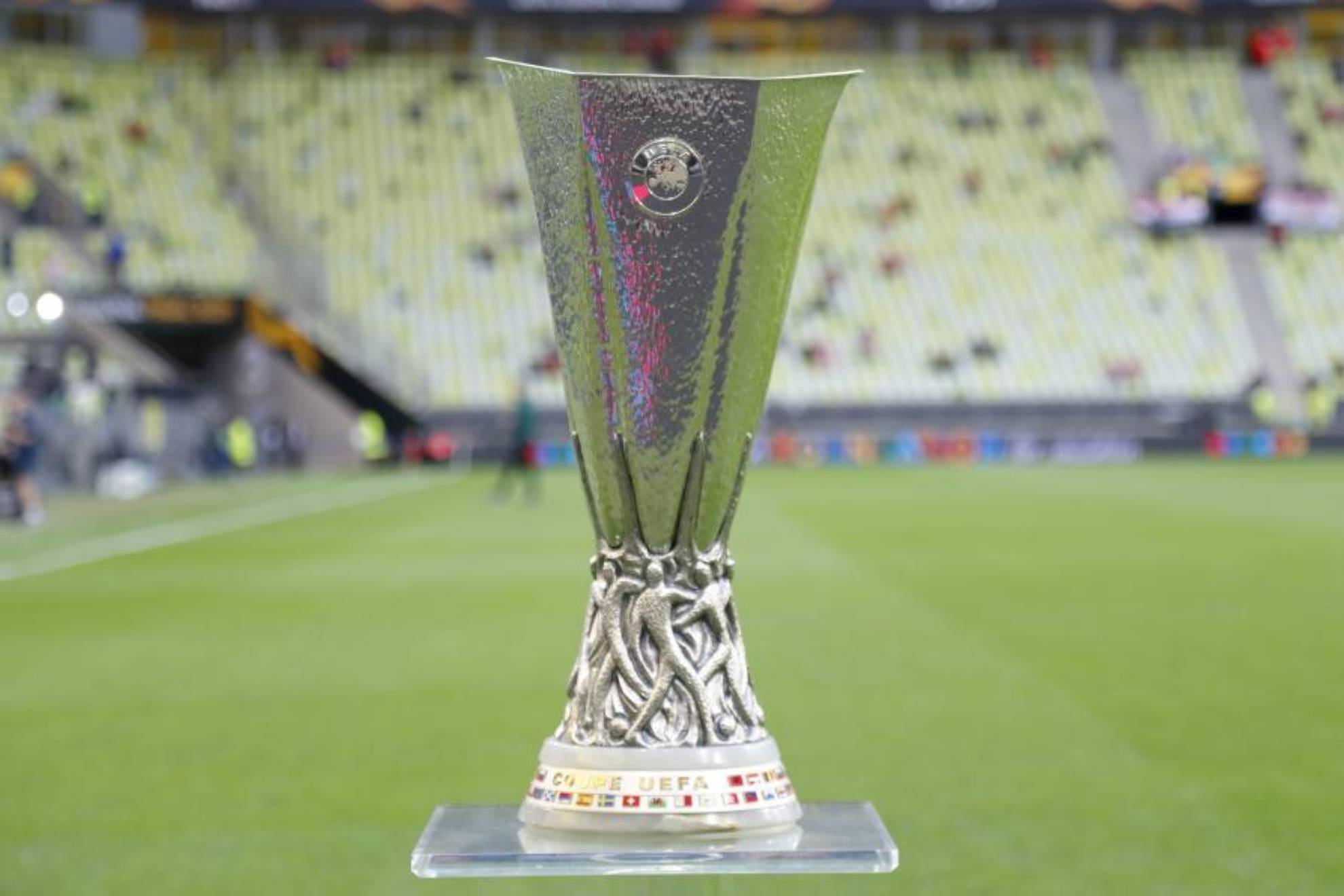 Octavos de Europa League y Conference: equipos clasificados y cuándo es el sorteo