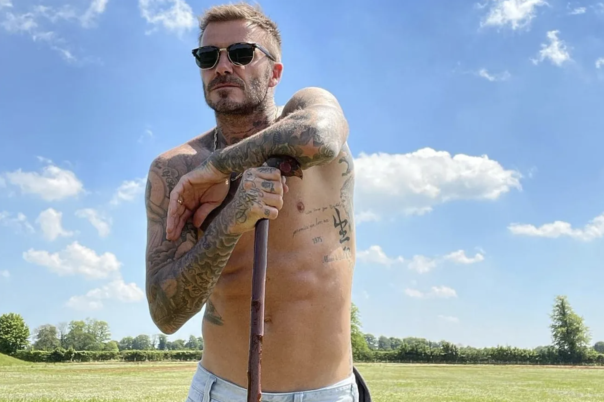 David Beckham inspires men in New York to copy his nipples