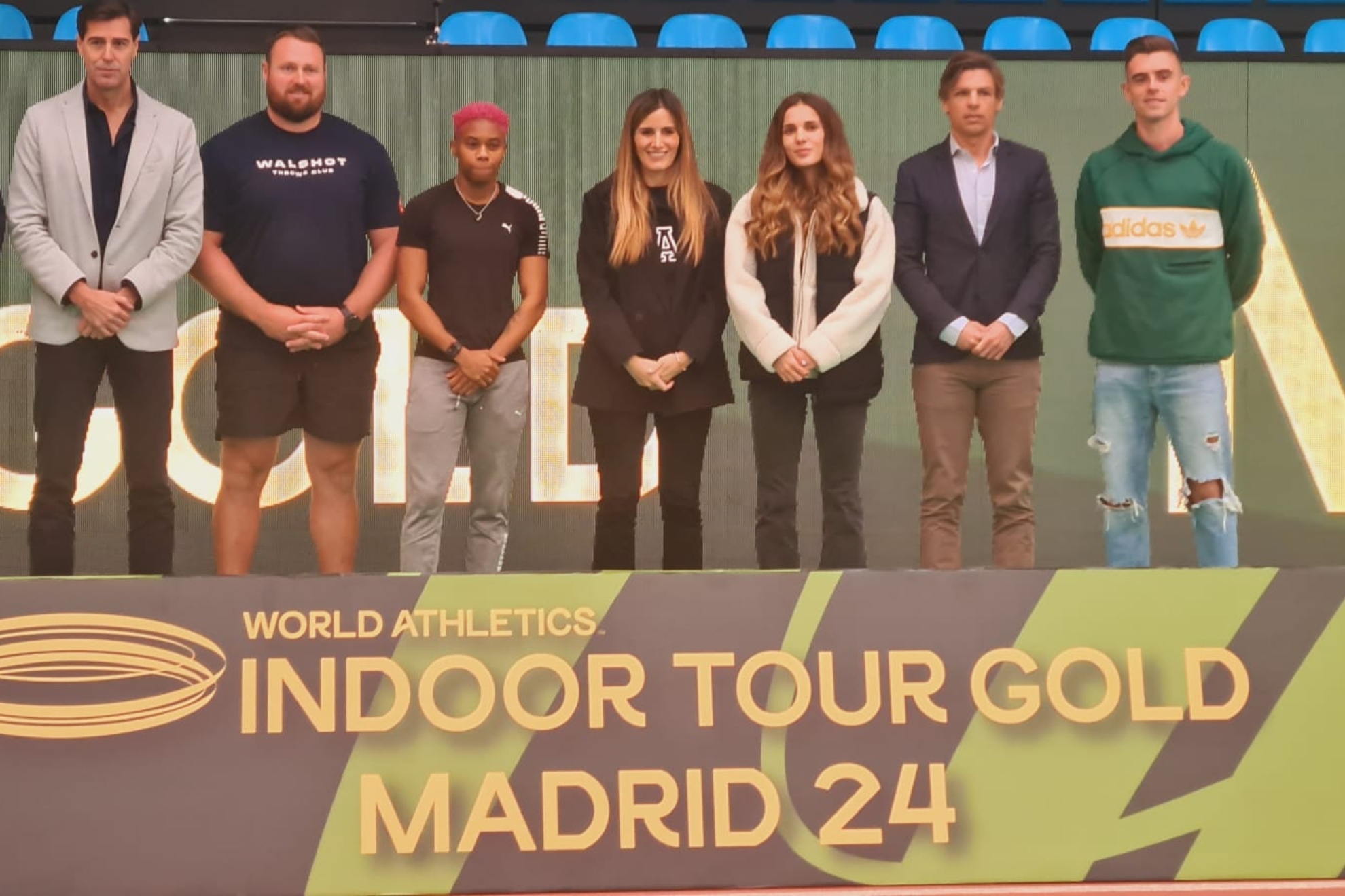 Foto de familia de la presentación del Meeting de Madrid del World Indoor Tour Gold.