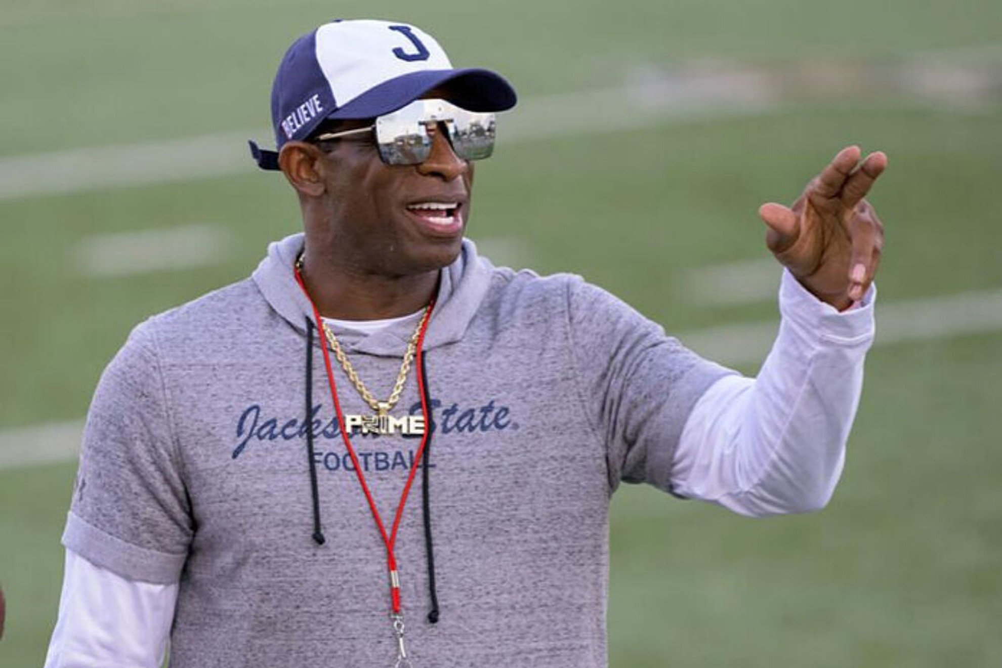 Deion Sanders Jr jokes with brother Shilo Sanders about stealing Colorado players jewelry