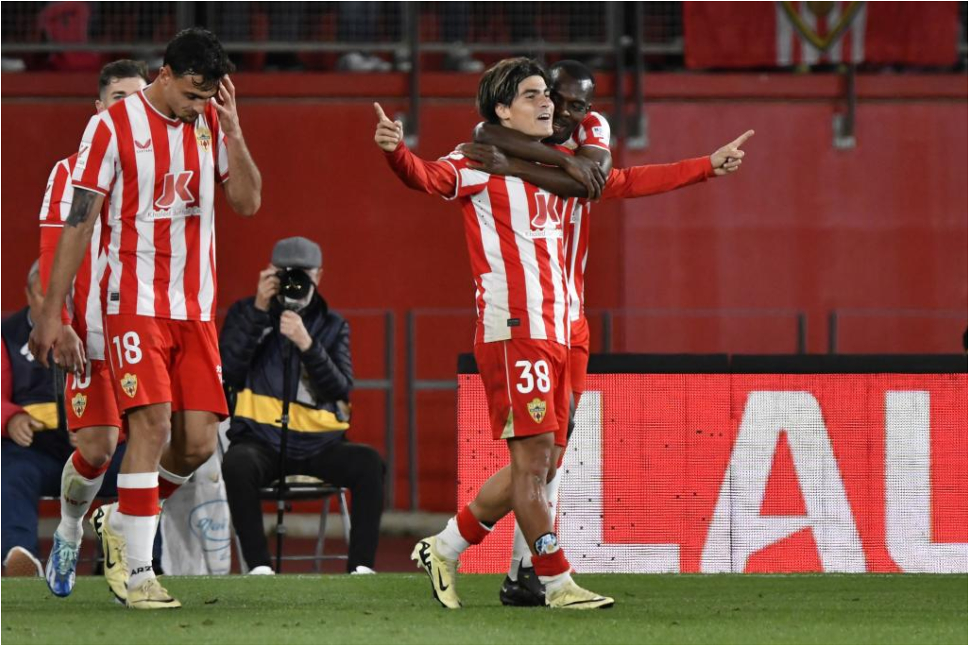 Luka Romero celebra uno de sus goles al Atlético.