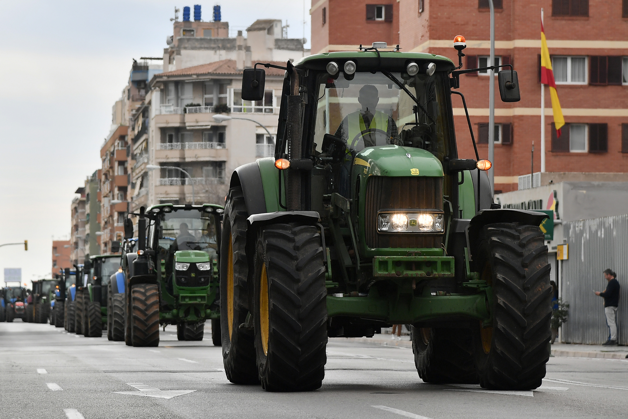 Vuelven los tractores a Madrid en la segunda gran tractorada convocada por el sector.