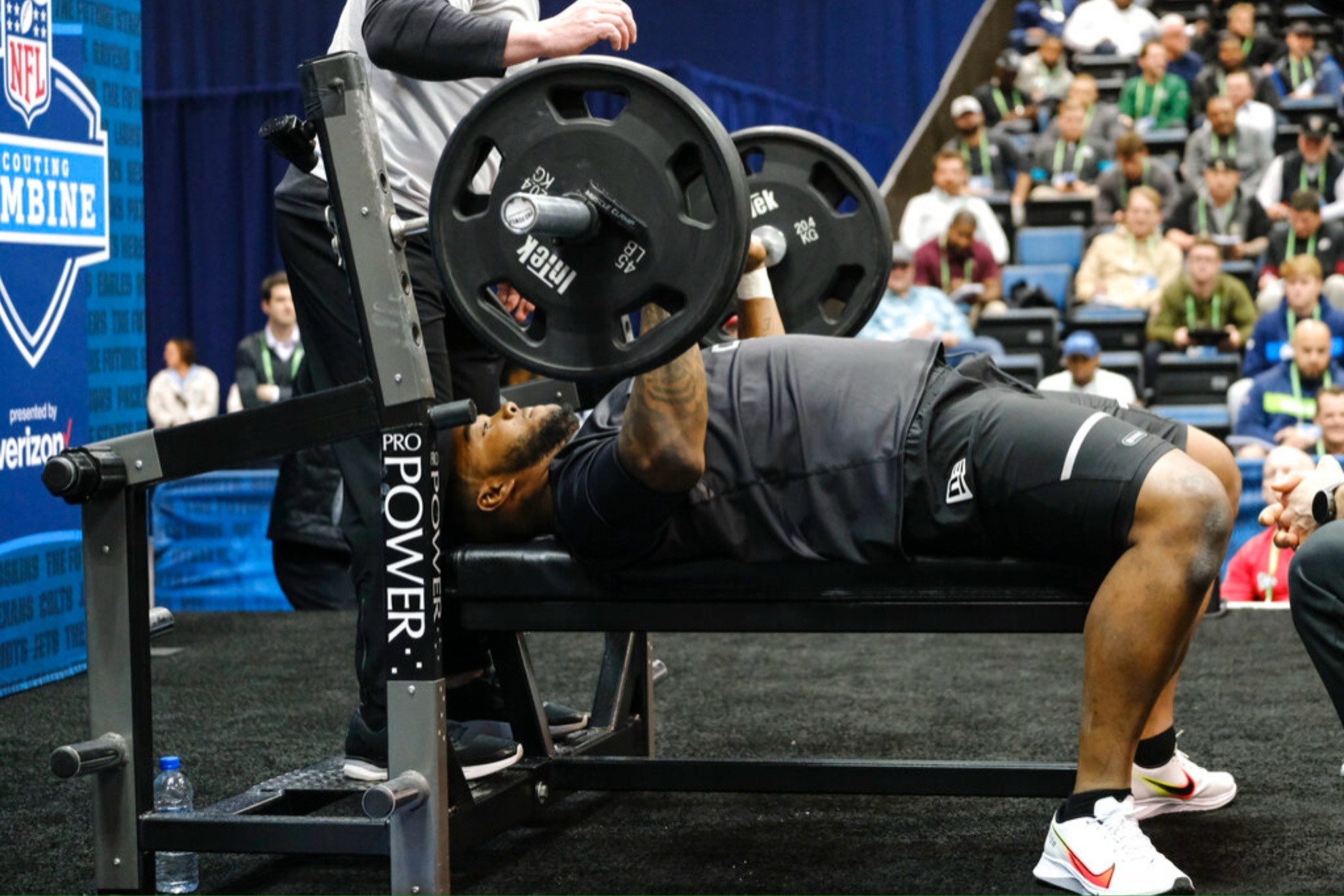 NFL Combine Bench Press: Which players have the record by position?