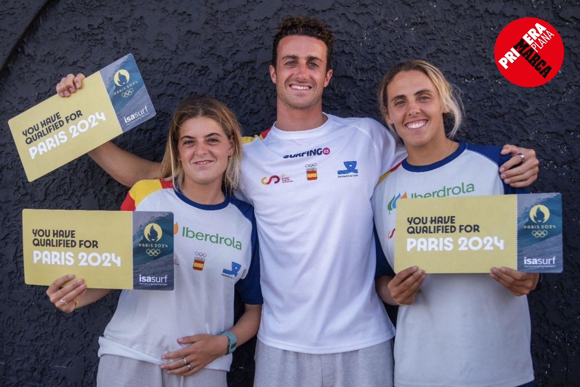 Janire González, Andy Criere y Nadia Erostarbe, con sus billetes olímpicos.