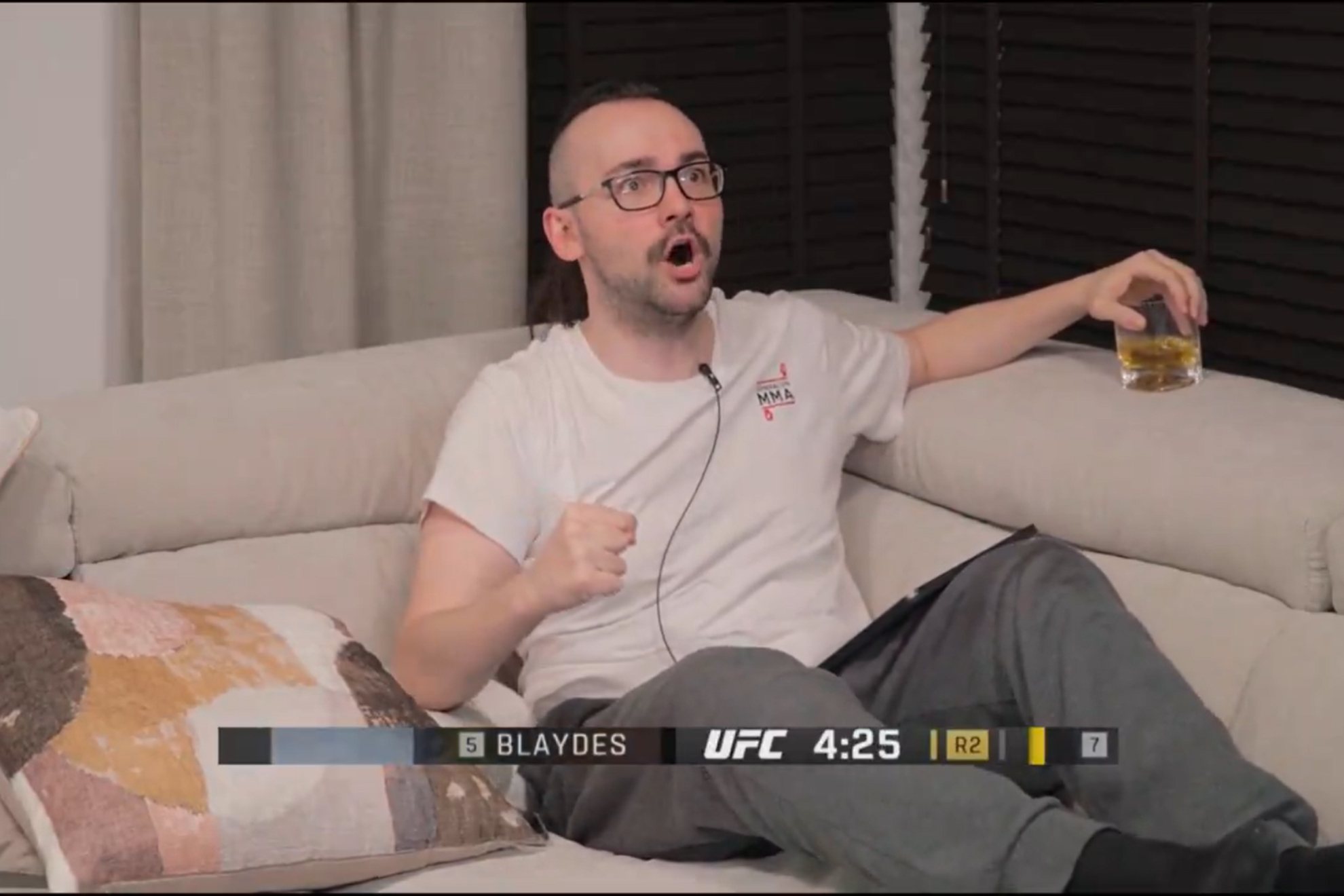 Xokas se vuelve loco celebrando un KO en UFC 299: A tomar por culo tanto agarre!