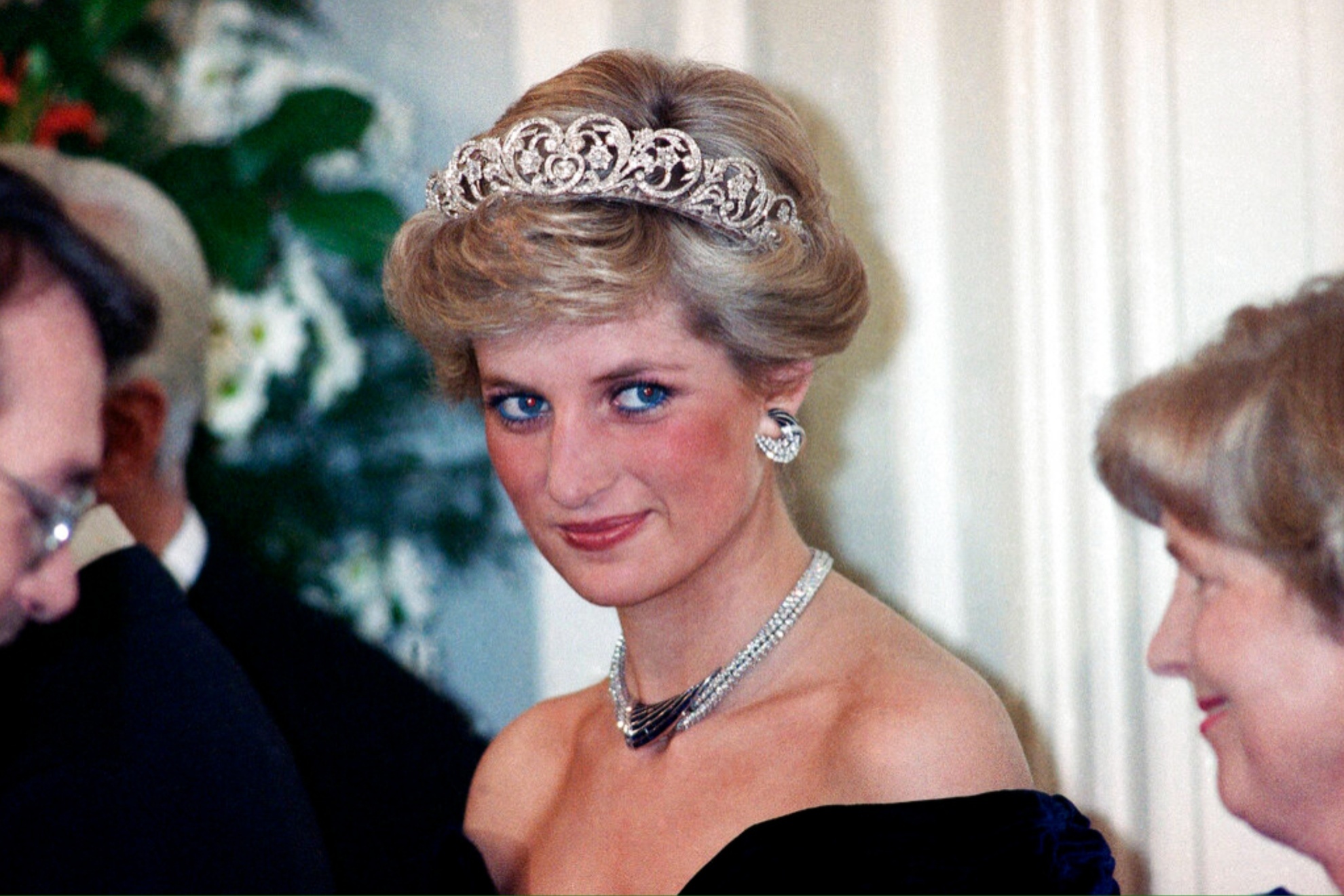 Do the letters endanger Princess Dianas legacy?