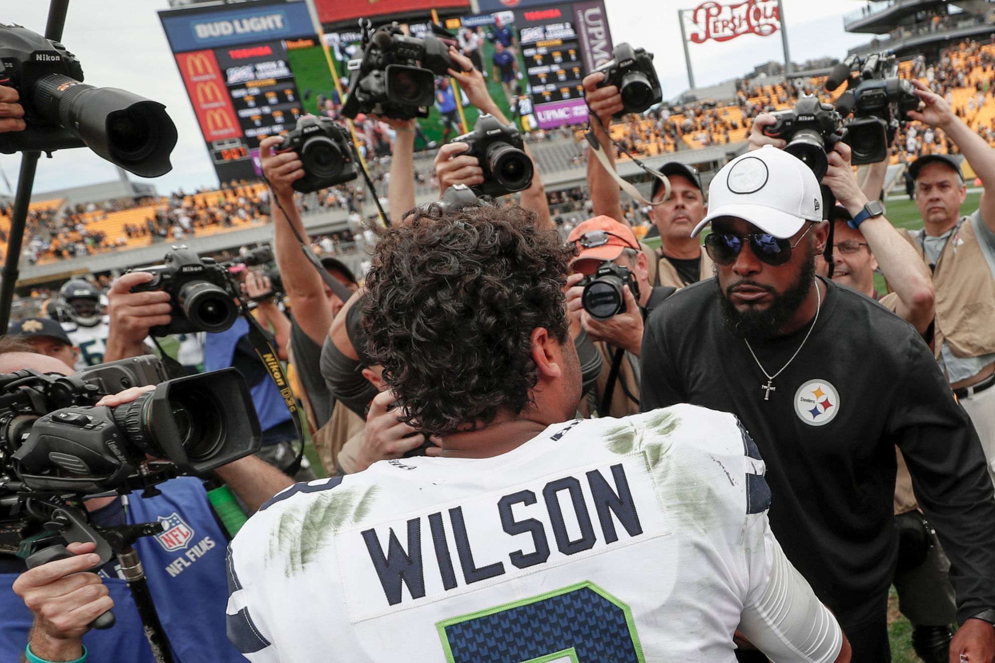 Russell Wilson reportedly signing with Steelers, who essentially get him for free