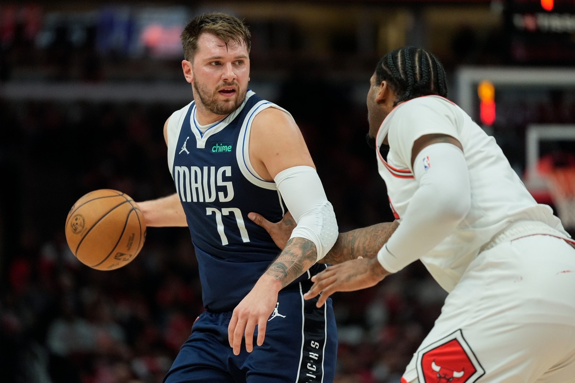 Luka Doncic plays against the Chicago Bulls