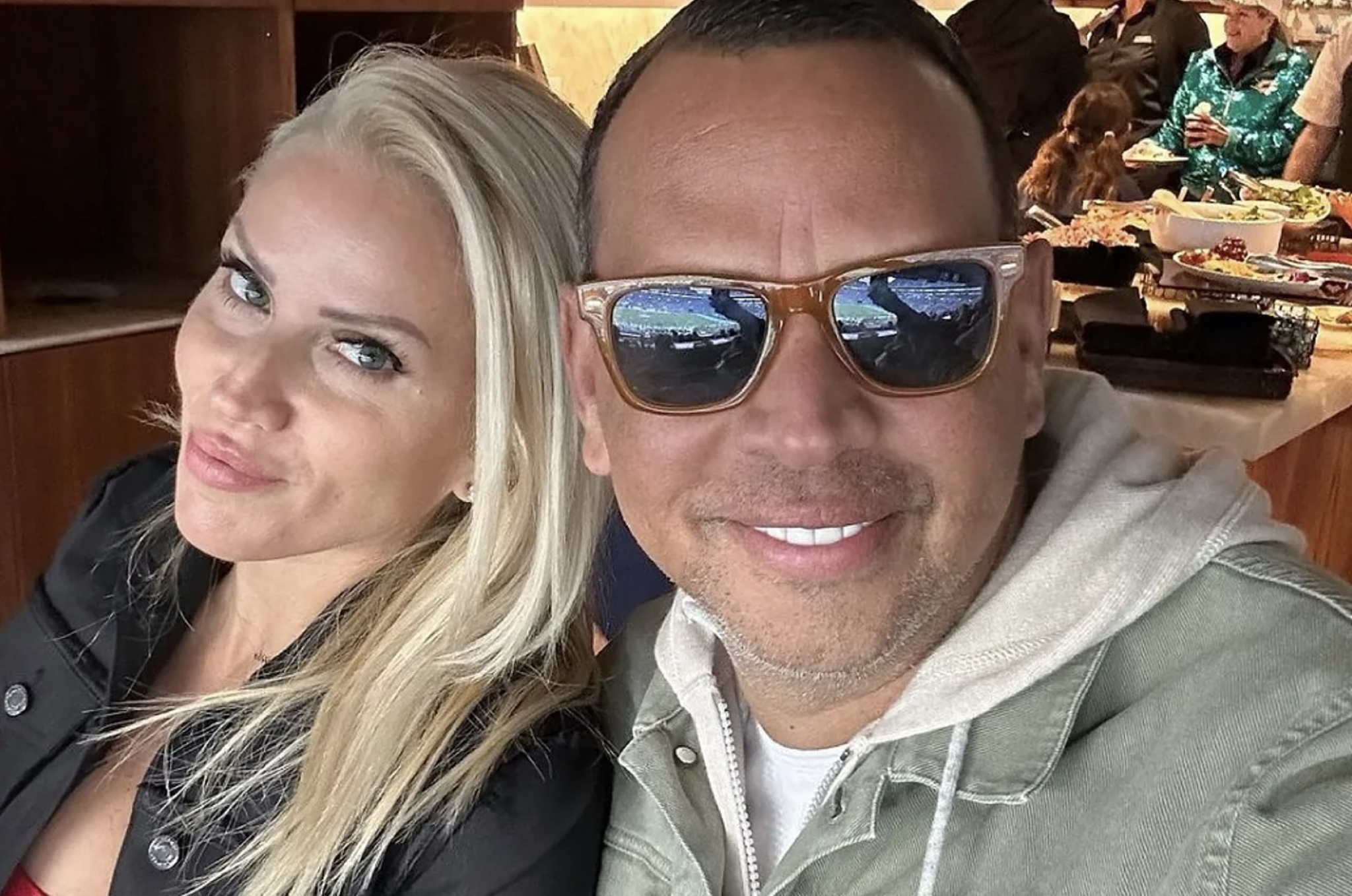 Alex Rodriguez praises girlfriend Jaclyn Cordeiro after donning her iconic Yankees uniform: It looks better on you