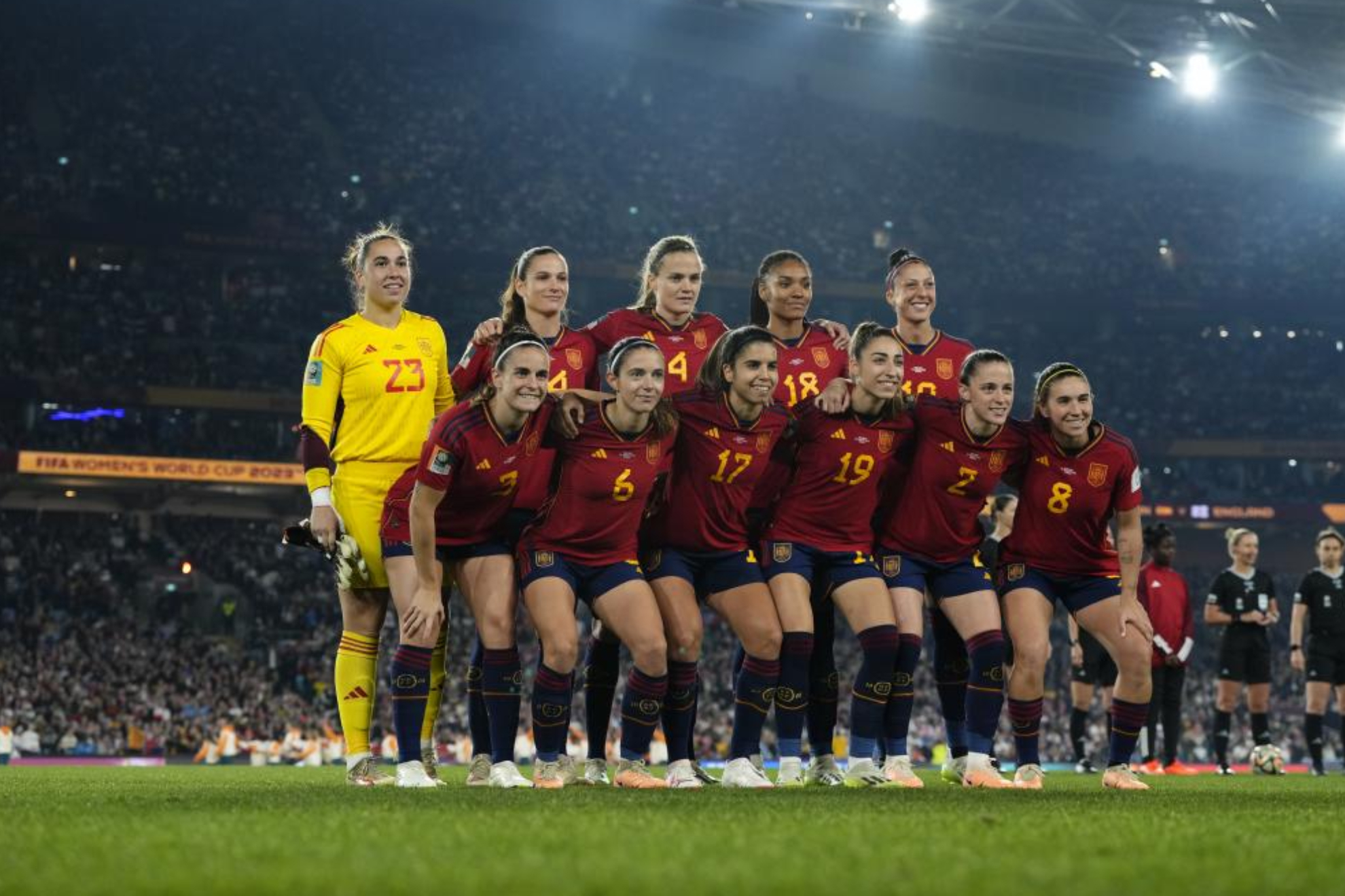 Las jugadoras de la Selecci�n espa�ola femenina, campeona del mundo en 2023, posan antes de la gran final.