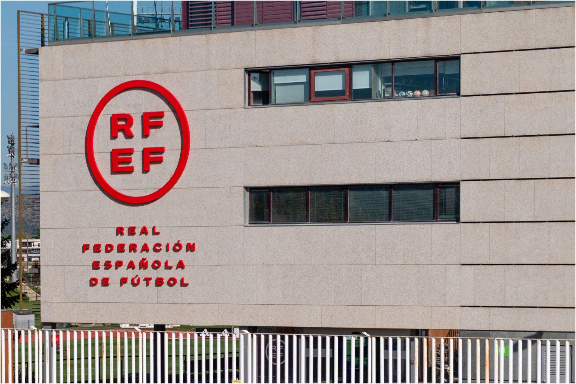 Registro de la Federacin Espaola de Ftbol en directo | ltima hora de la RFEF y la Guardia Civil