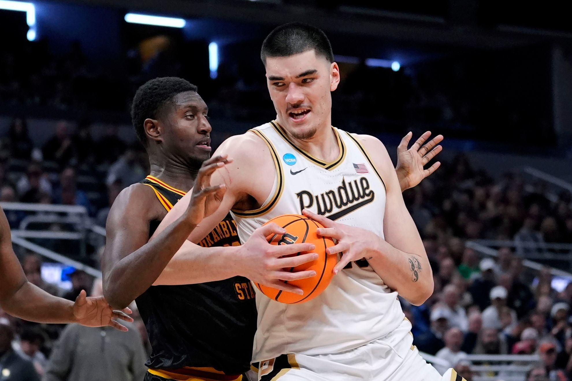 Zach Edey has first 30-20 March Madness game since 1995 as Purdue routs Grambling