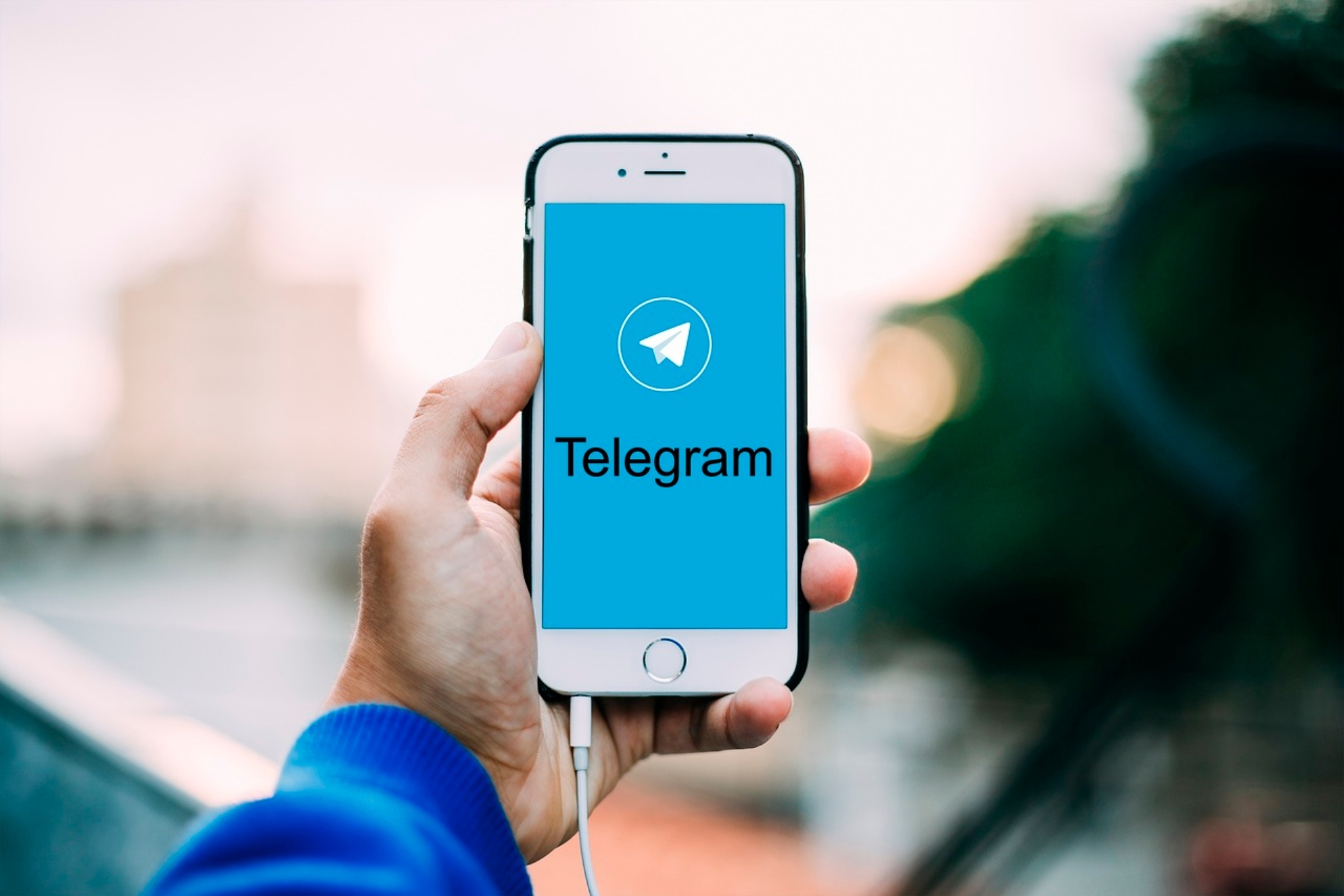 Telegram, en un telfono mvil.
