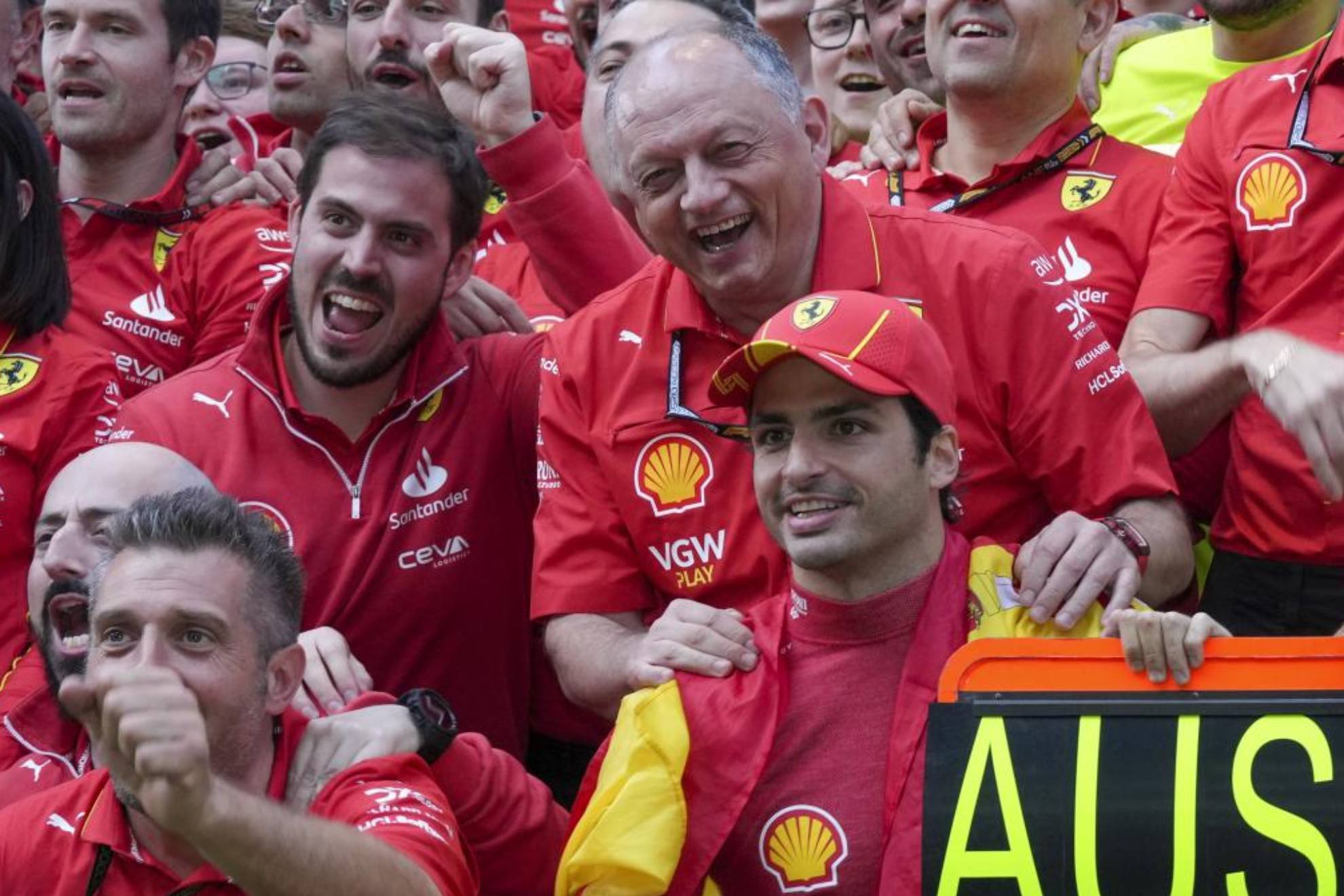 Fred Vasseur, entusiasmado con la victoria de Carlos Sainz, en el Gran Premio de Australia 2026.