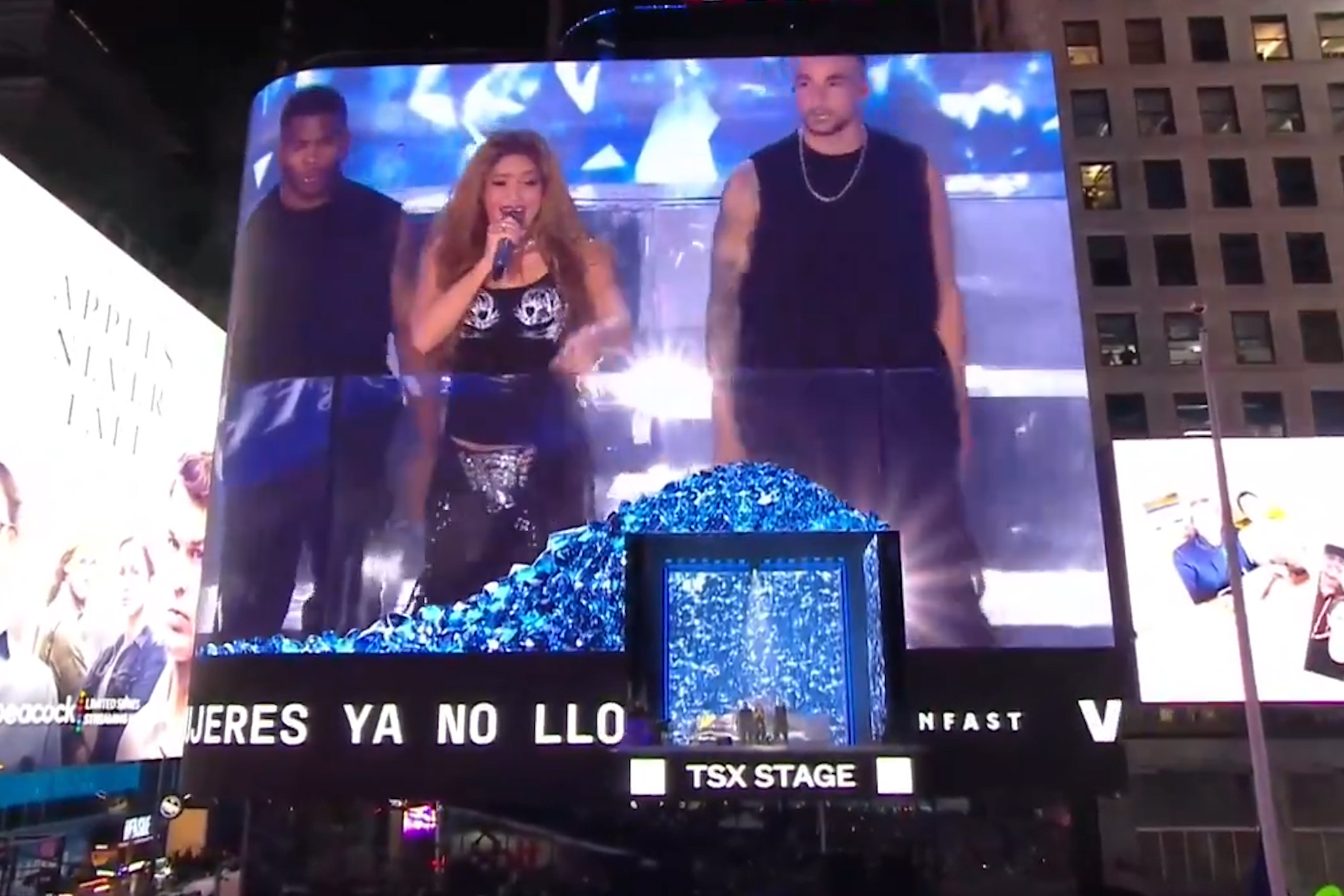 Shakira lights up Times Square with spectacular free concert that thrills fans