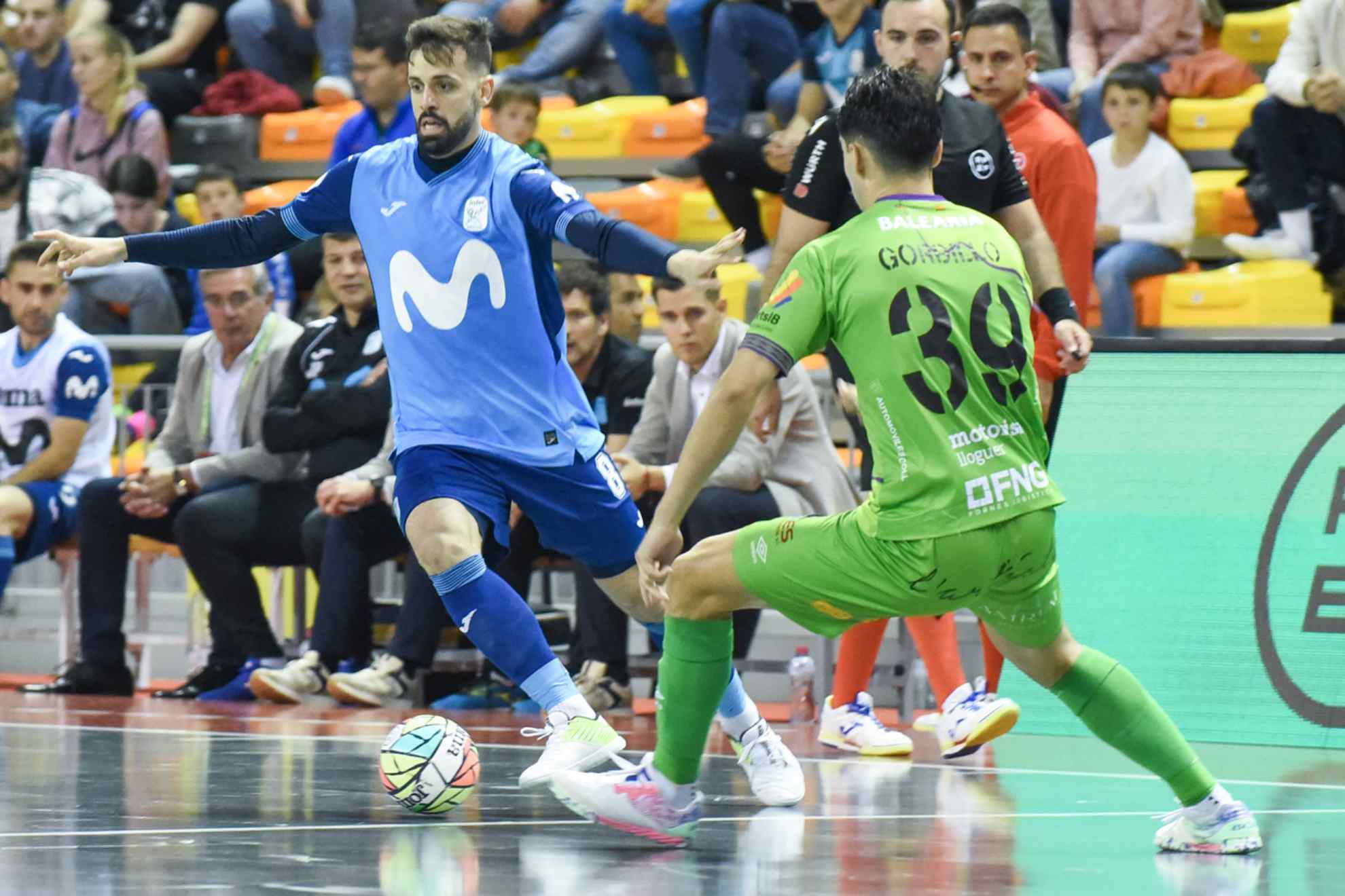 Raya encara al tambin internacional Gordillo en el Movistar Inter-Mallorca Palma Futsal de Copa de Espaa