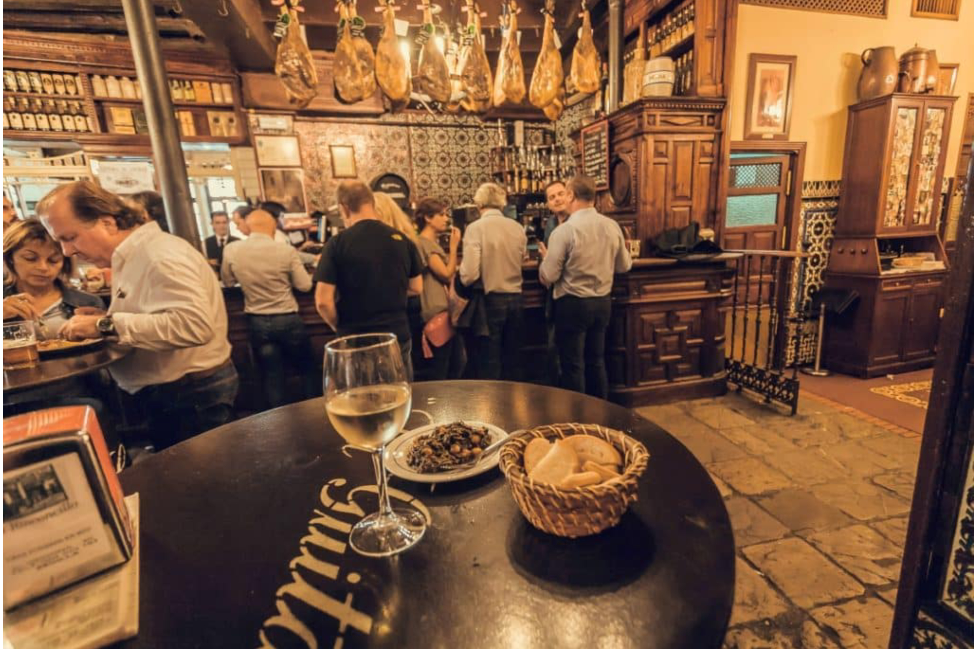 Los mejores sitios para comer en Sevilla y aprovechar el viaje de la Final de Copa del Rey