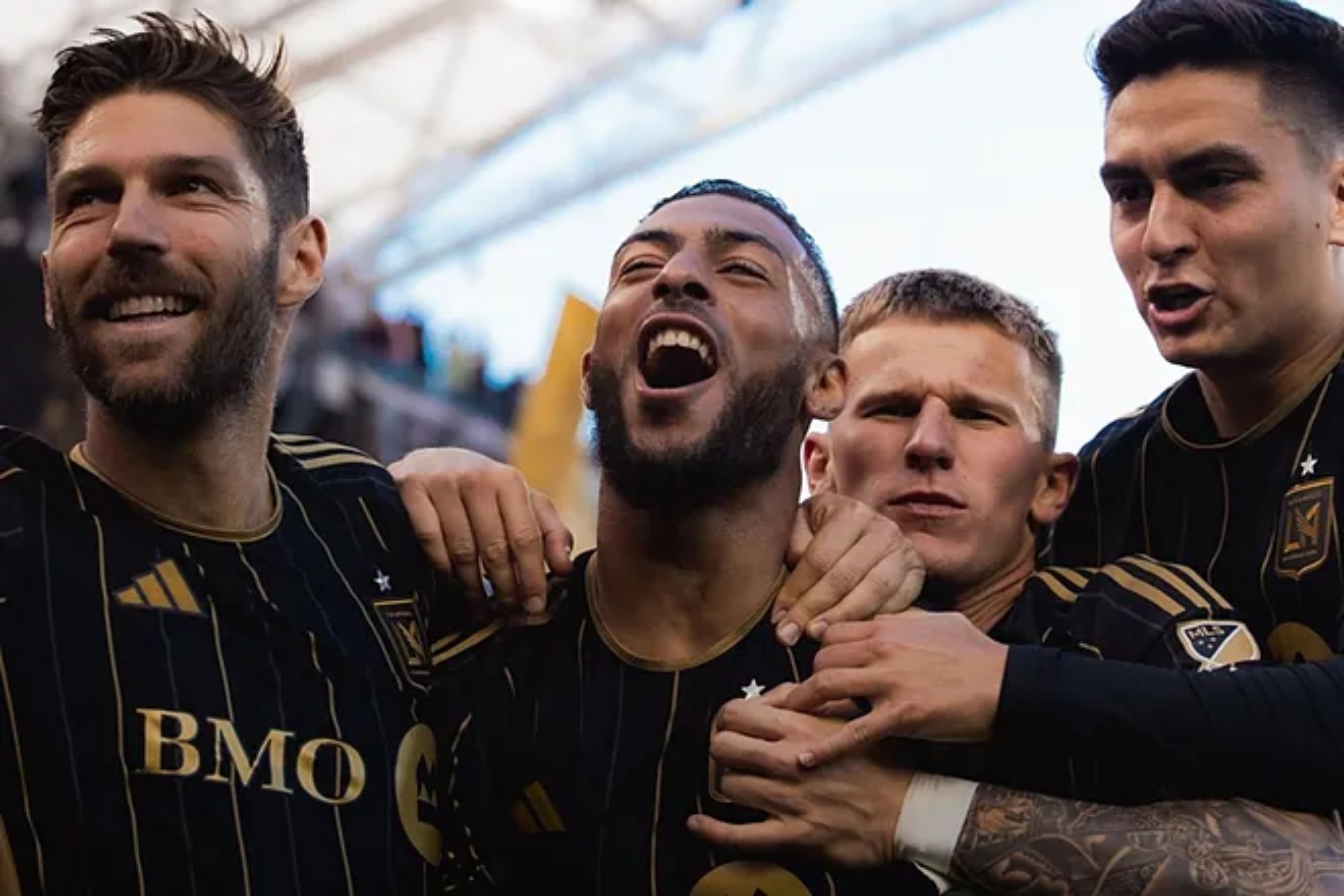 LAFC rises to victory at home against LA Galaxy in El Trfico derby