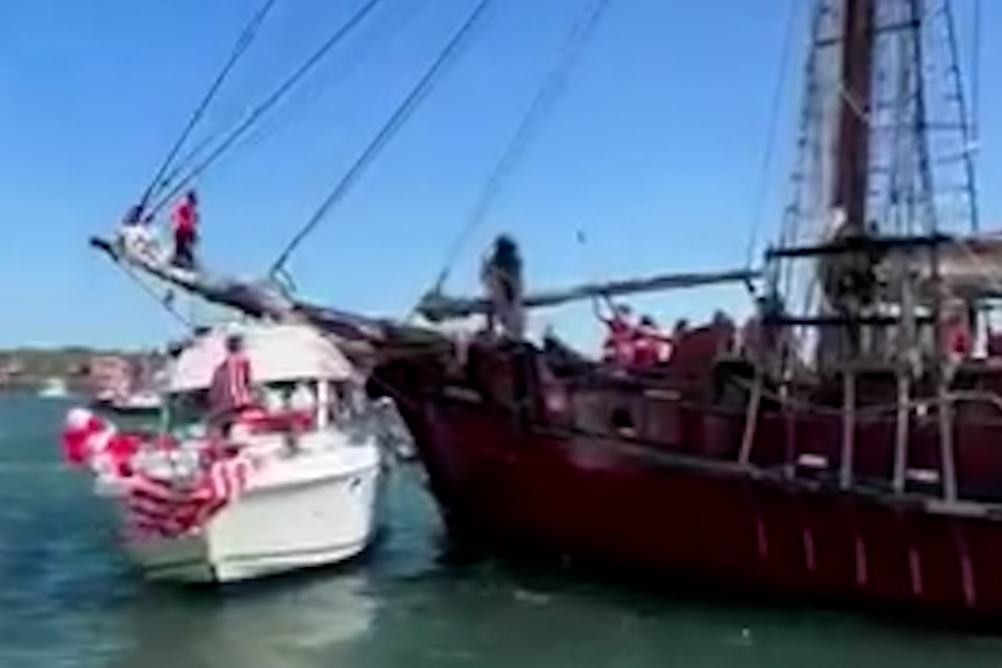 El capit�n Patxi Sparrow fue testigo del choque de dos embarcaciones durante la celebraci�n