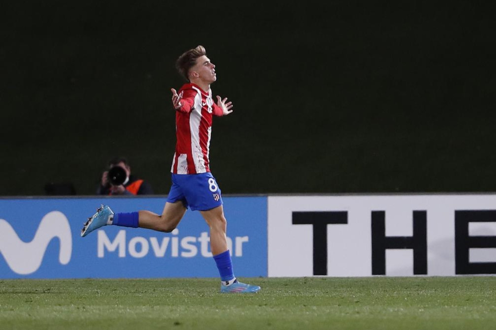 Pablo Barrios celebra un gol en la Youth League