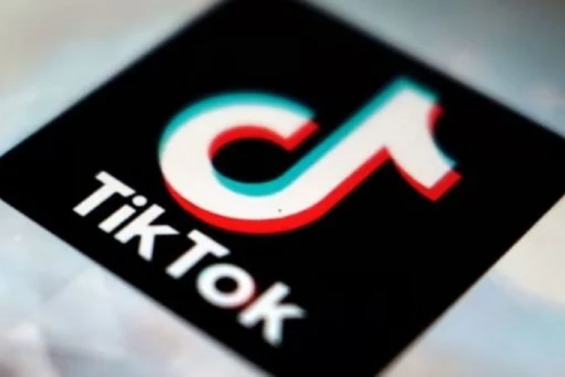 TikTok ya trabaja en una IA capaz de clonar cualquier voz en 10 segundos