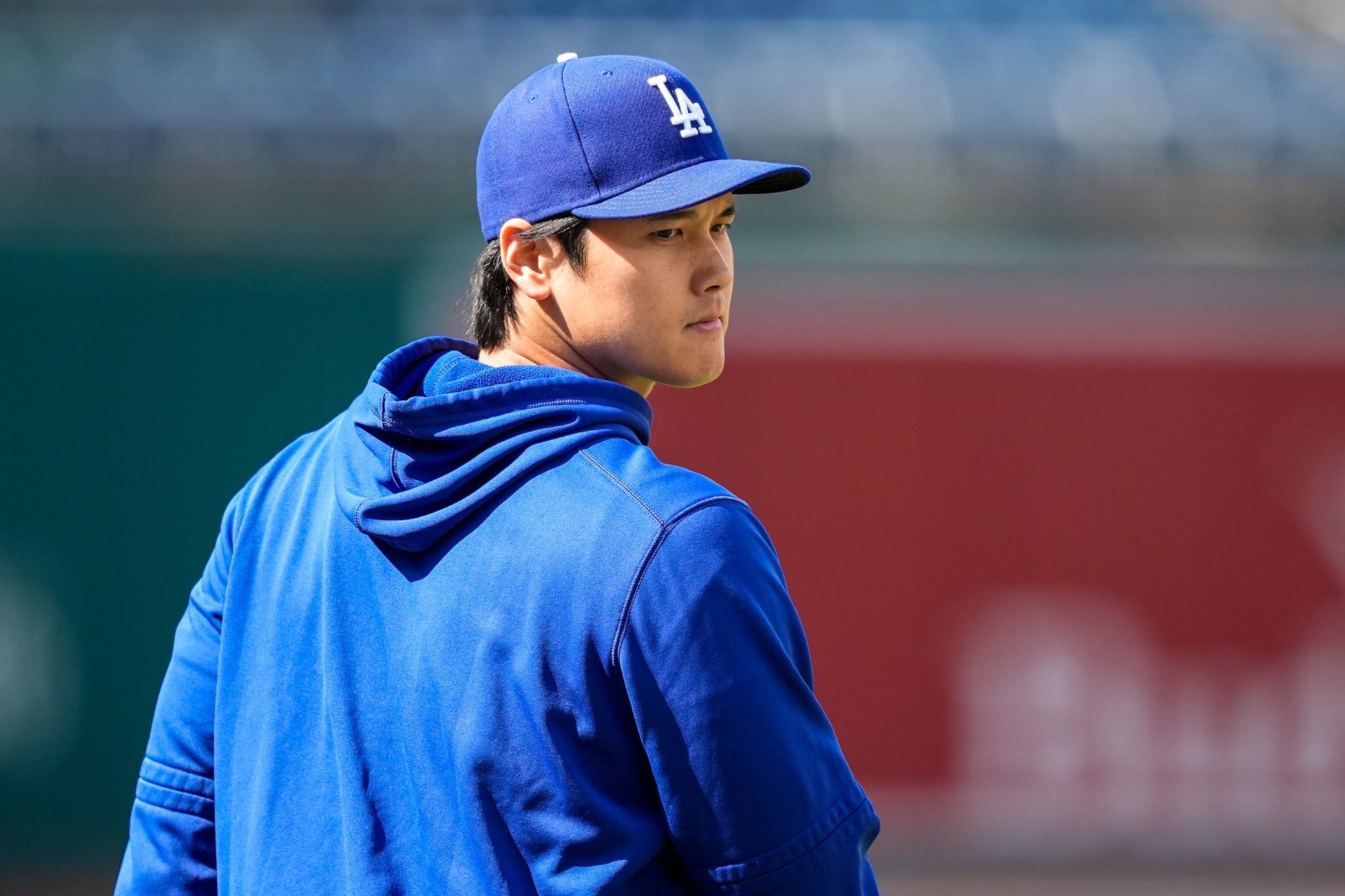 Dodgers manager Dave Roberts will have a talk with Shohei Ohtani about his performance