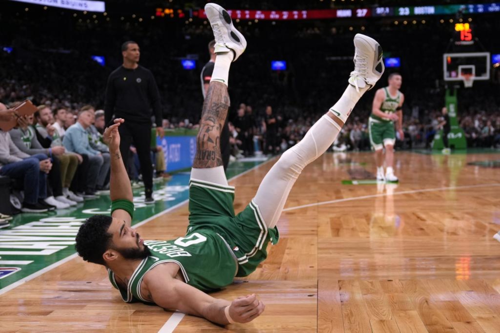 Miami lo vuelve a hacer: ��roba el factor cancha de los Celtics!!