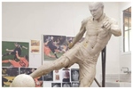 Iniesta será eterno en Albacete gracias a su estatua a tamaño real