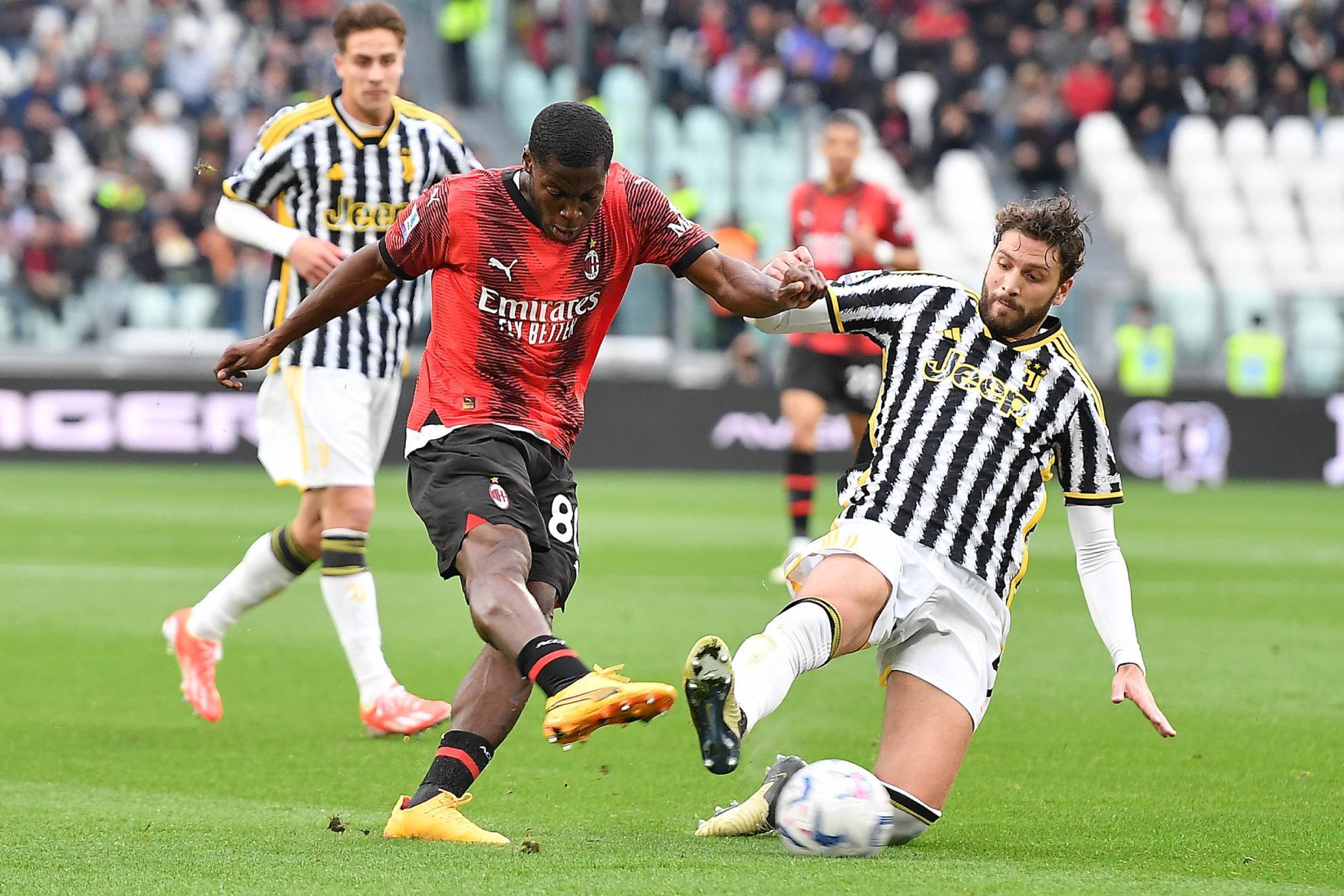 La Juventus no pasa del empate ante el Milan a pesar de Chiesa