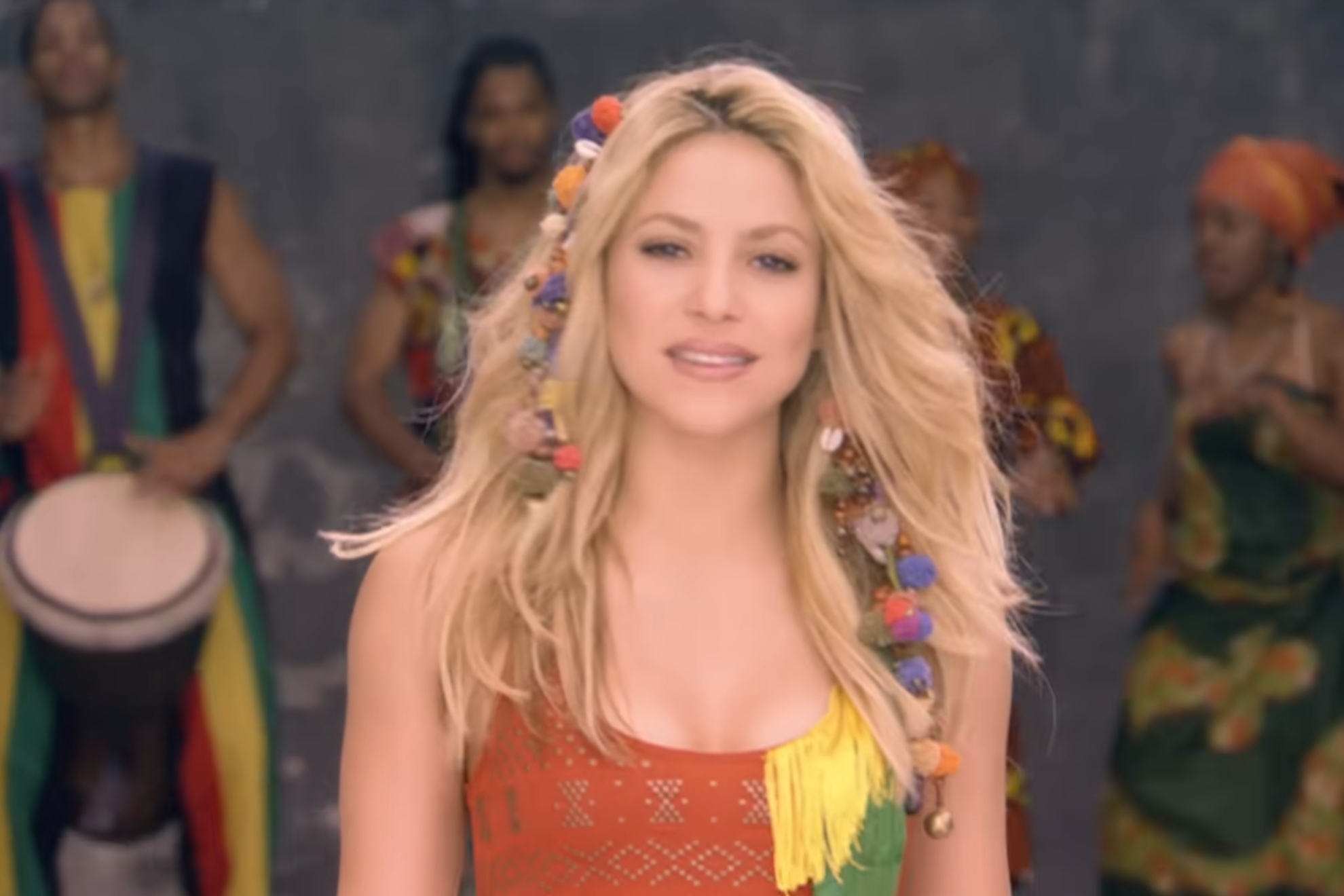 Shakira en el videoclip de Waka-Waka. YOUTUBE